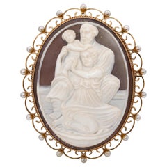 Antique 9k Yellow Gold Pearl "Seated Husband Wife and Child" Shell Cameo Brooch