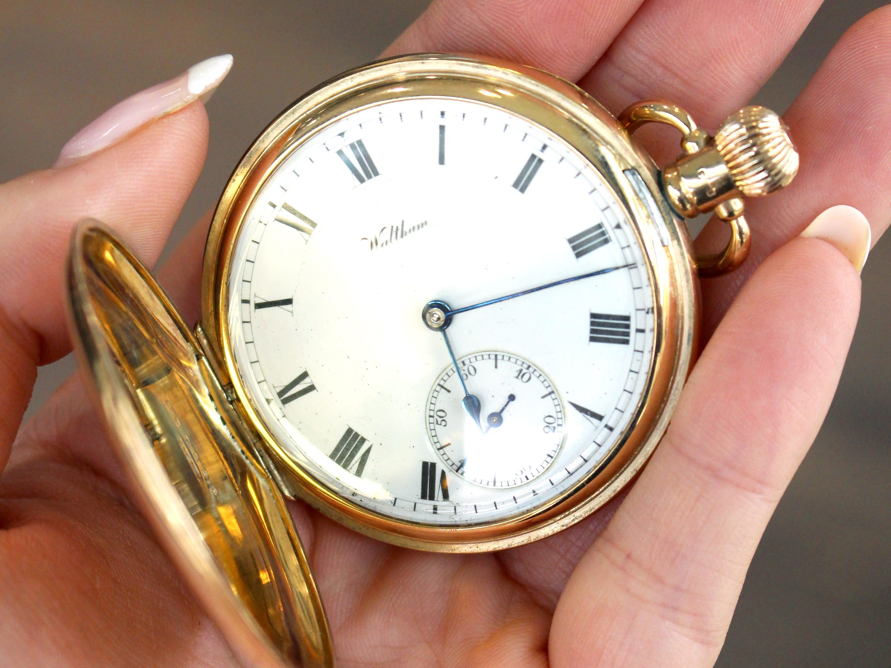 Antique 9k Yellow Gold Pocket Watch 1926 In Excellent Condition In Jesmond, Newcastle Upon Tyne
