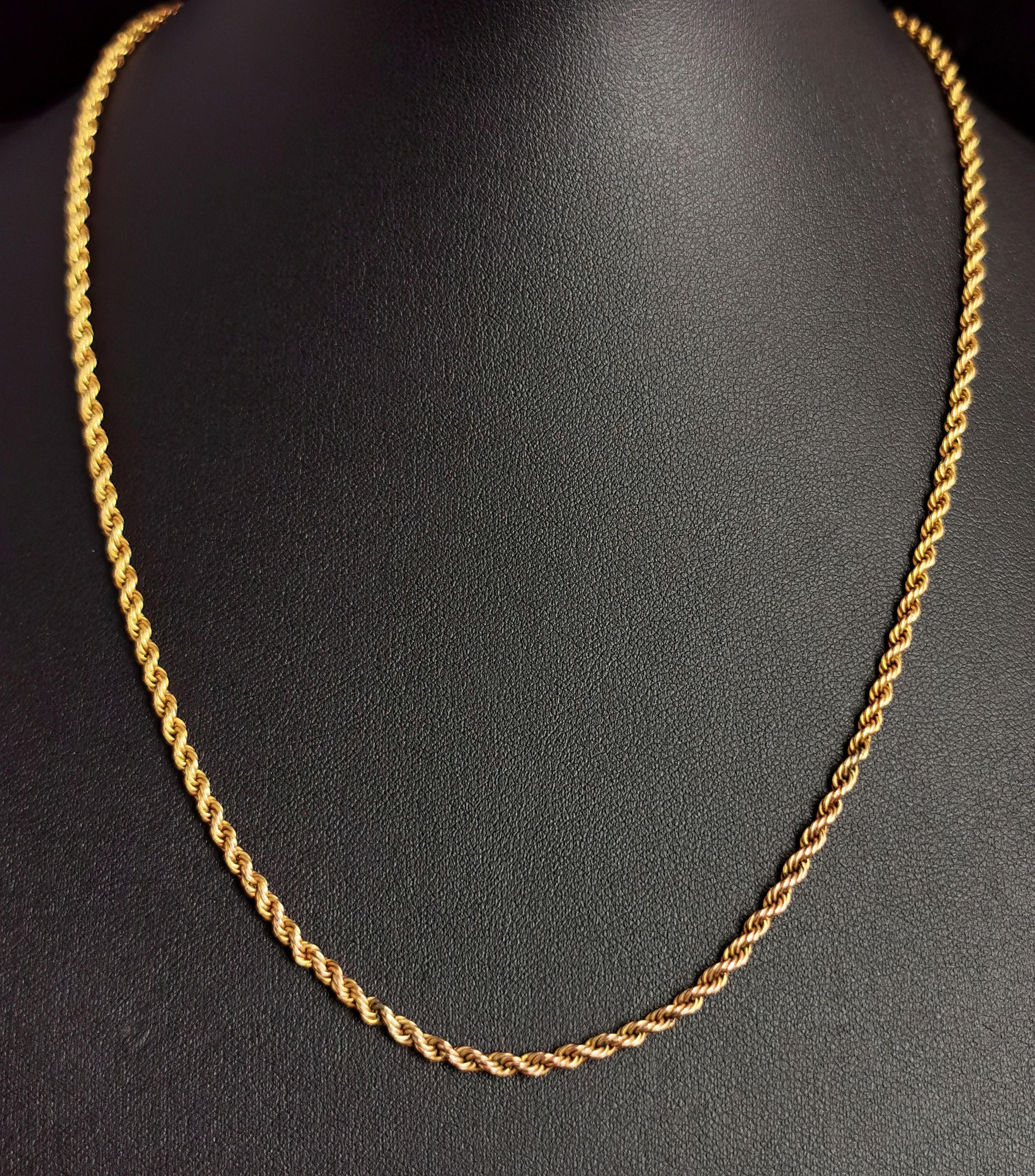 perfectina chain necklace