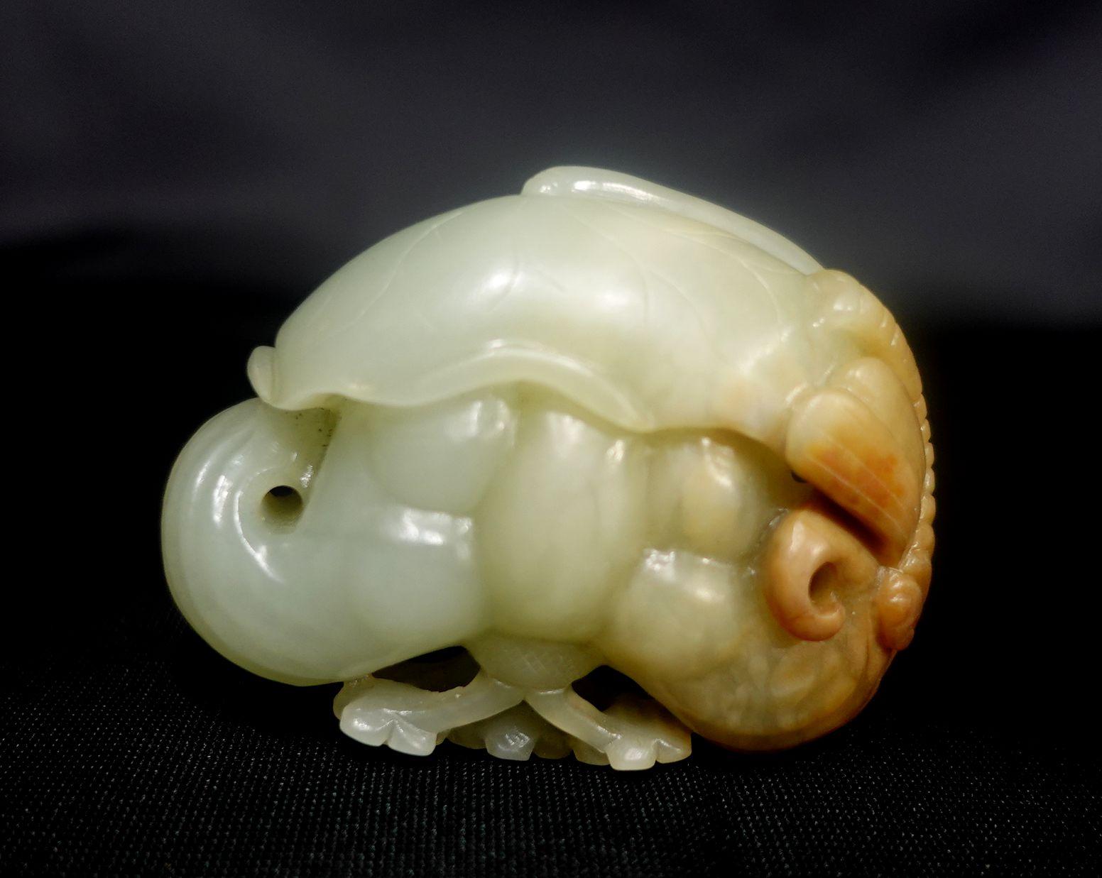 XIXe siècle Celadon clair chinois sculpté en bois de cervidé/jade blanc, 19e siècle en vente