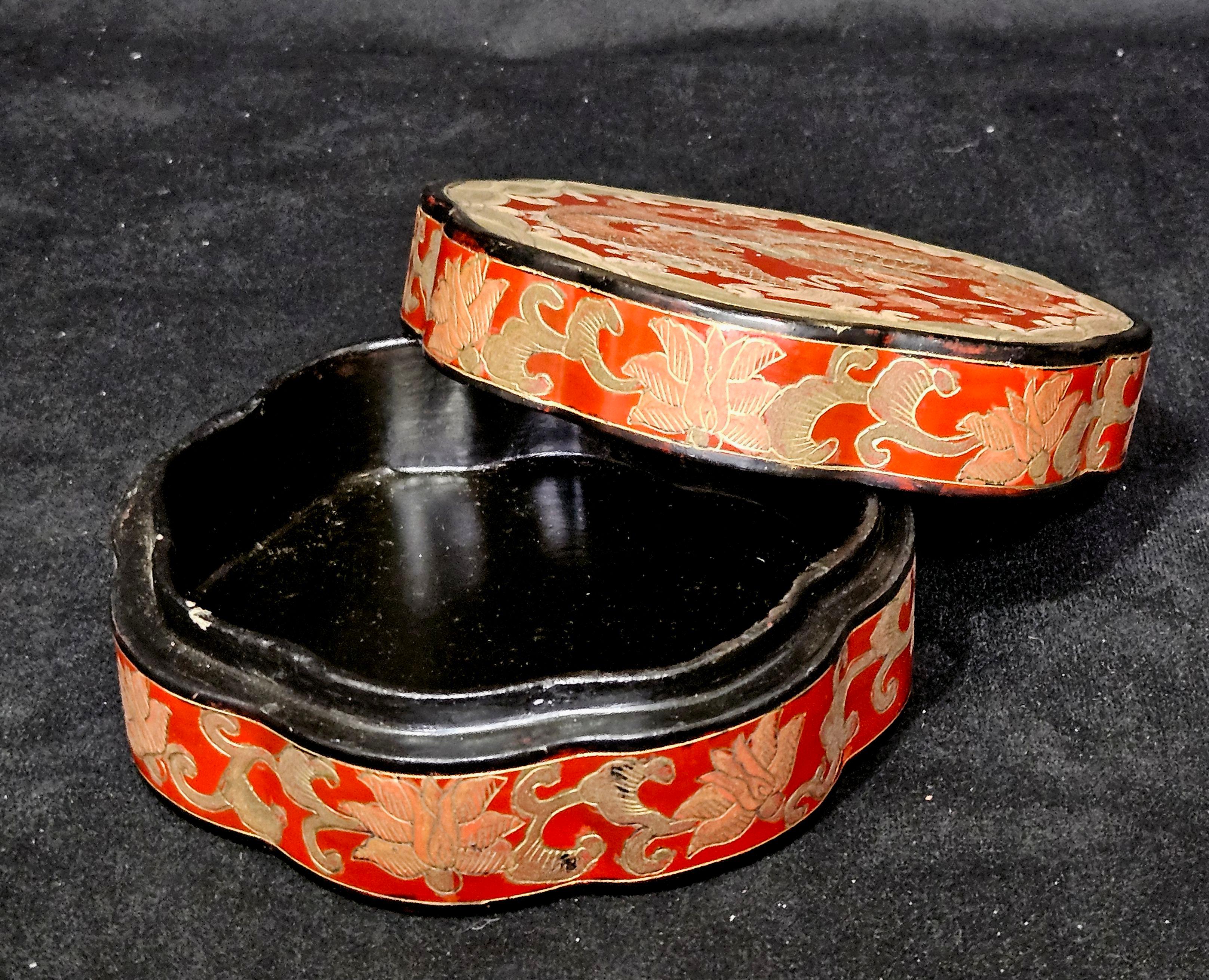 Wood Antique A Chinese Gilt Lacquered Box with Floral Shape For Sale
