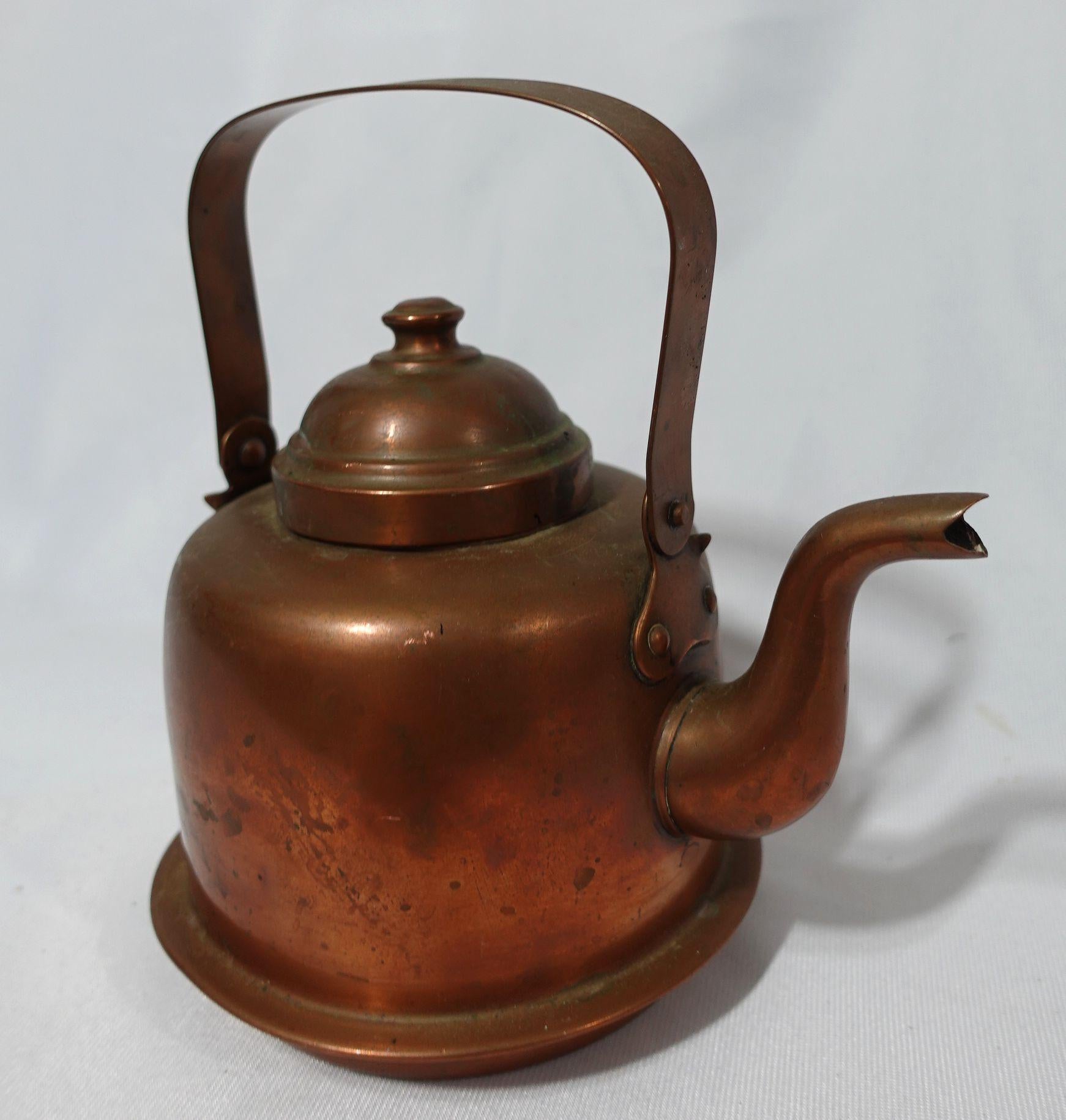 Antique A  English Copper Tea Kettle, TC#08 In Good Condition For Sale In Norton, MA