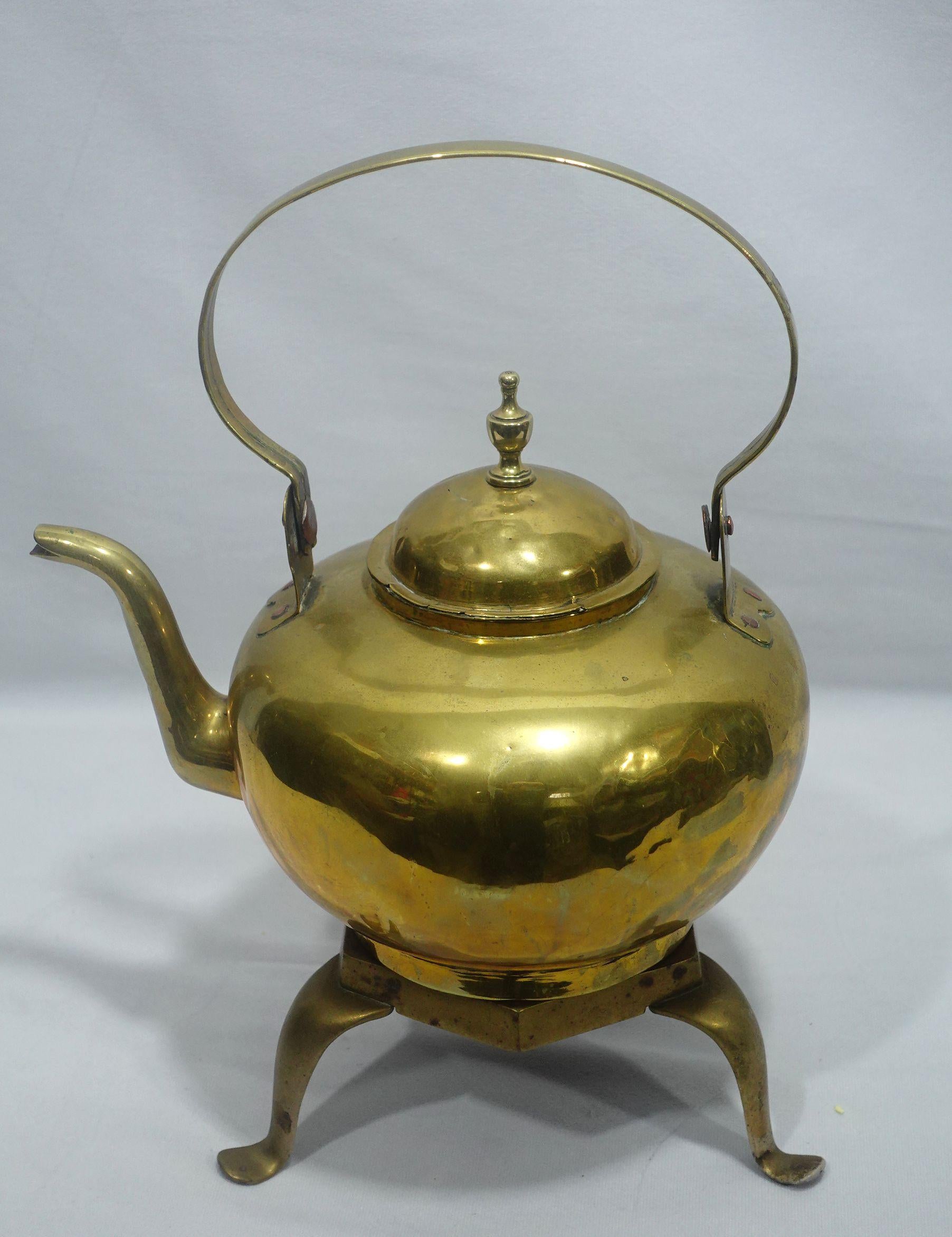 Hand-Crafted Antique A  English Copper Tea Kettle W/ Trivet, TC#14 For Sale