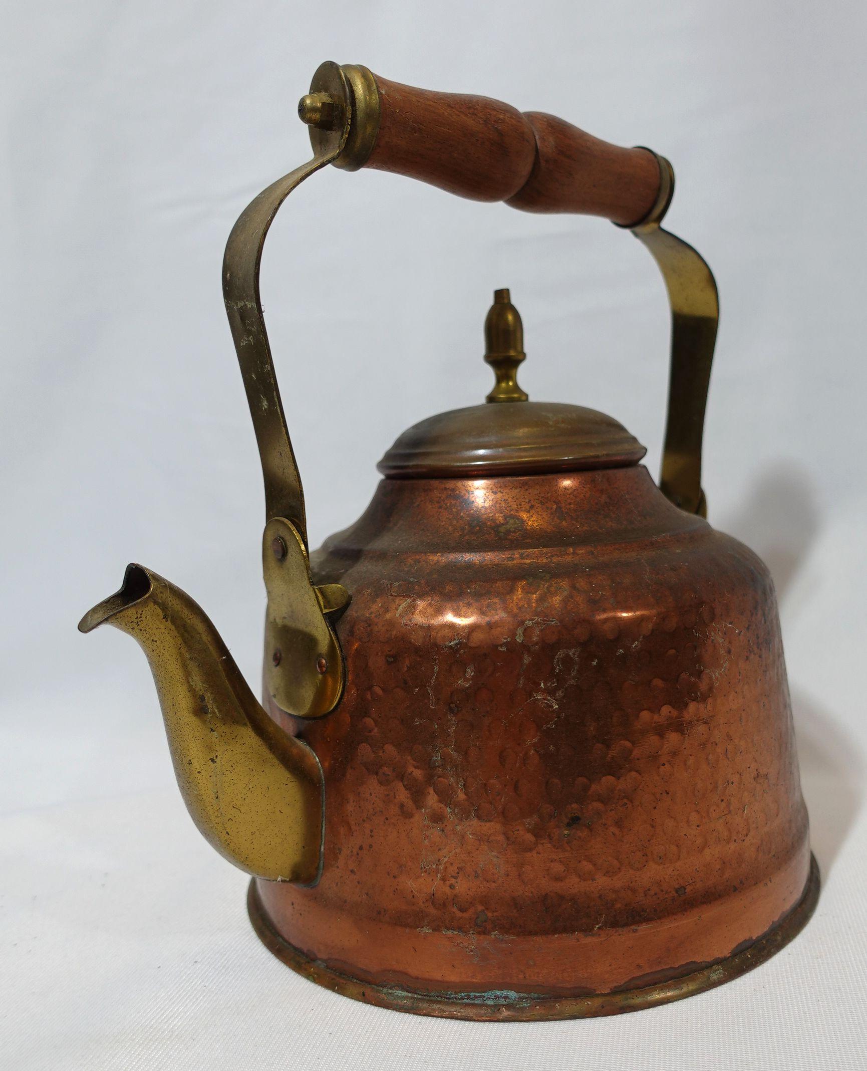 Antike A Indien Kupfer/Messing Teekessel, TC#13 im Zustand „Gut“ im Angebot in Norton, MA