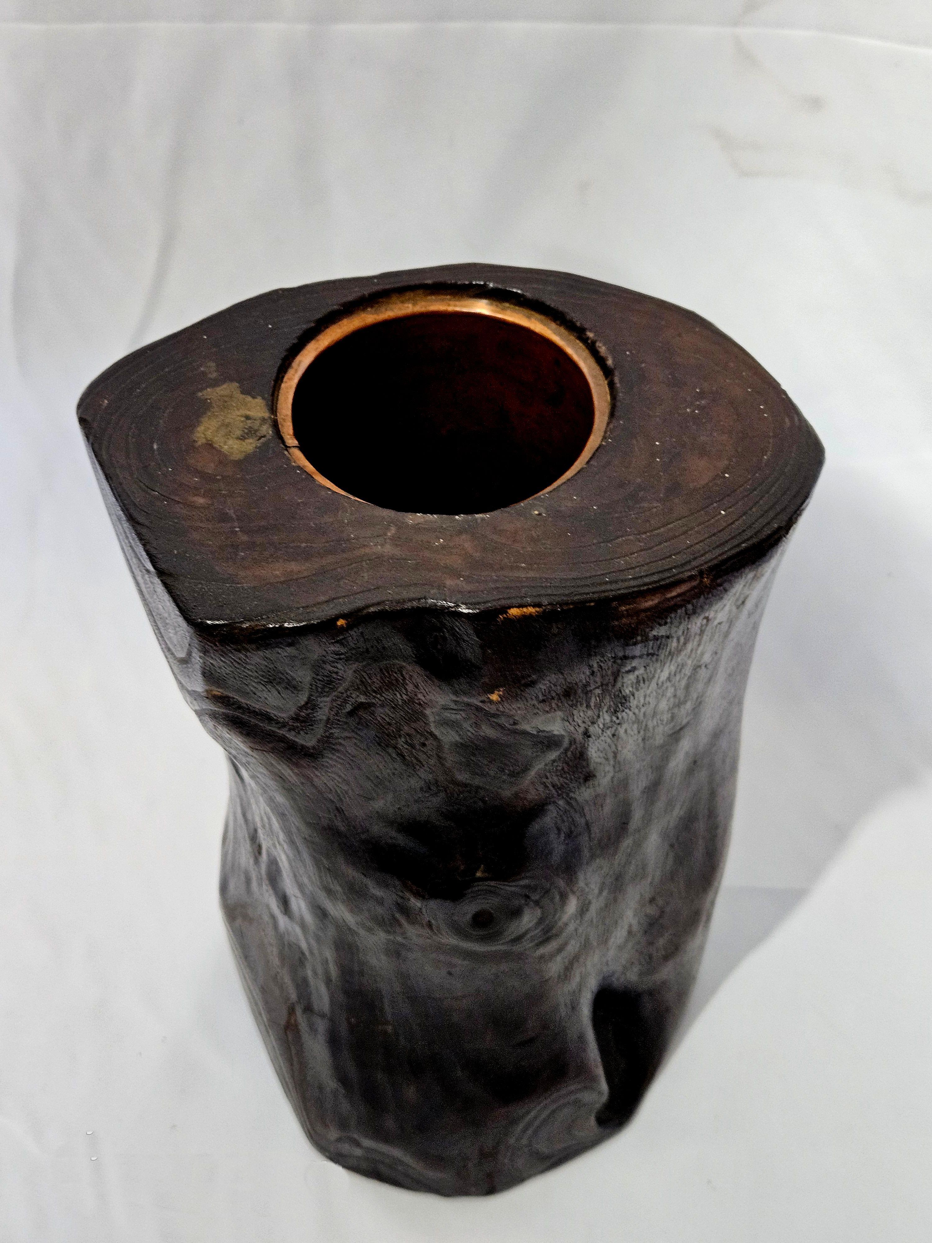 Antique A Japanese Lacquer Decorated Elm Ikebana Vase For Sale 4