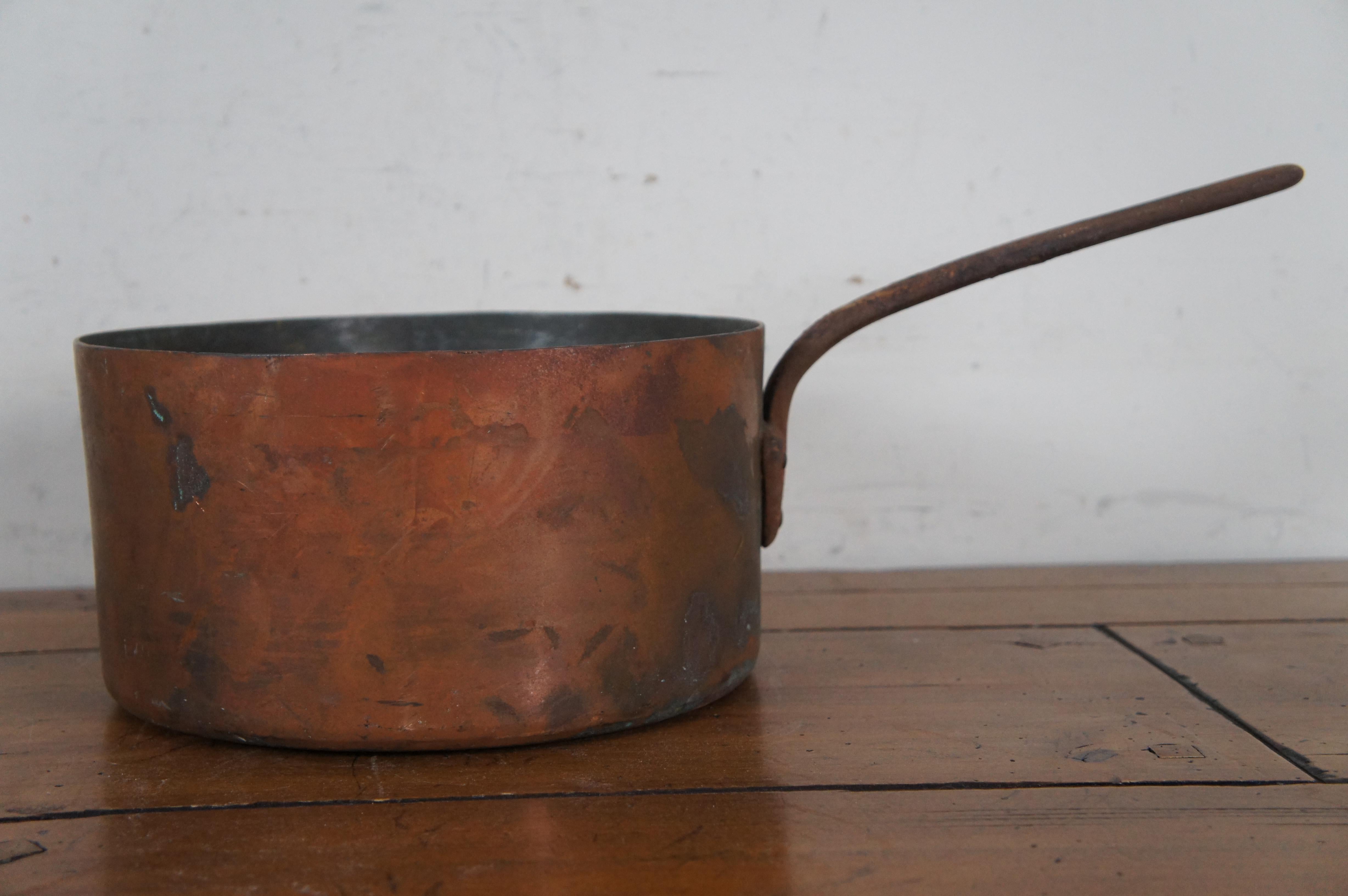 Antiguo A La Menagere Olla de cobre Sartén Utensilios de cocina París Francia 19 Provincial francés en venta