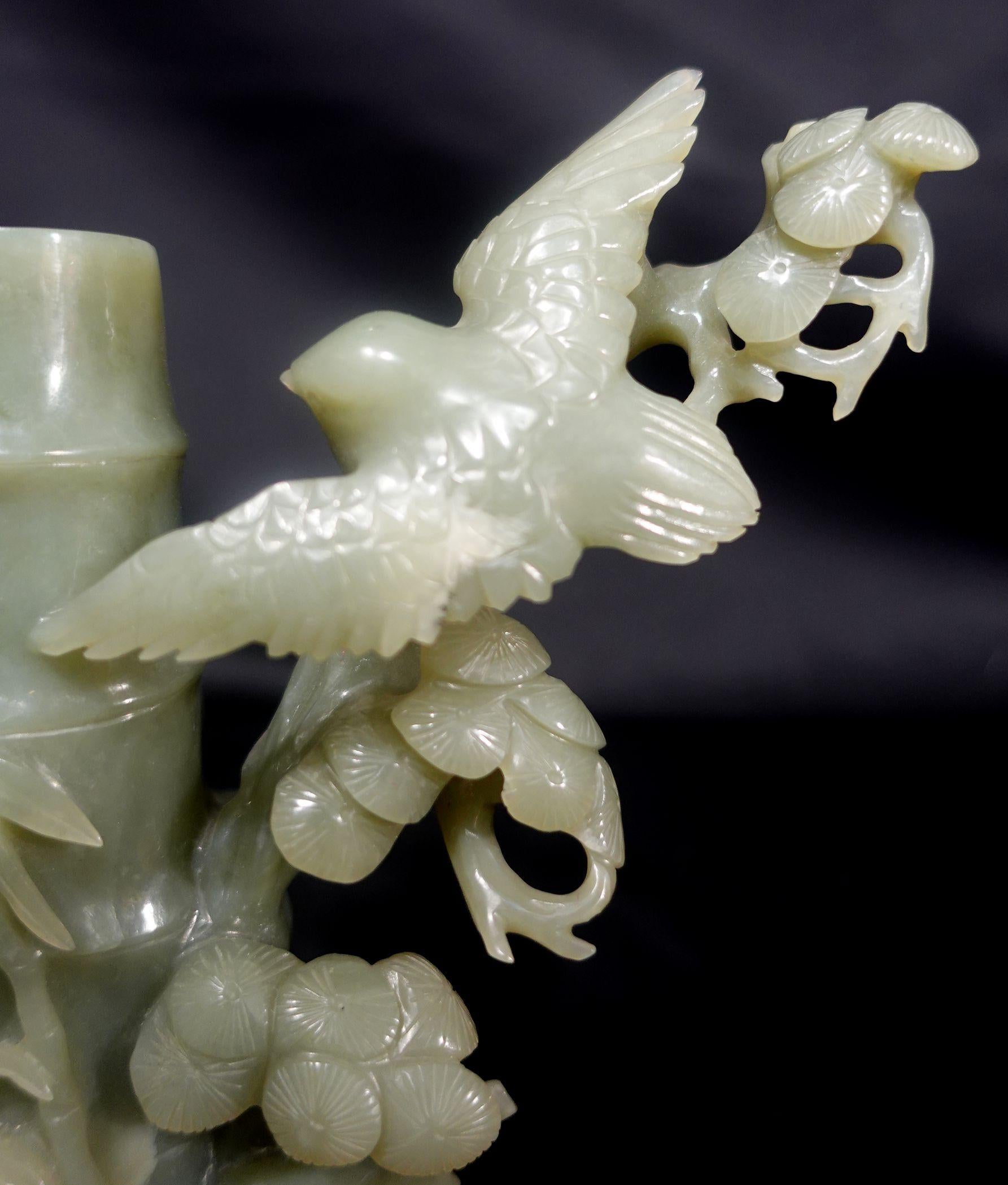 Antike Eine große chinesische geschnitzt Hetain Jade Blume Vase w / Stand und Box (Sonstiges) im Angebot