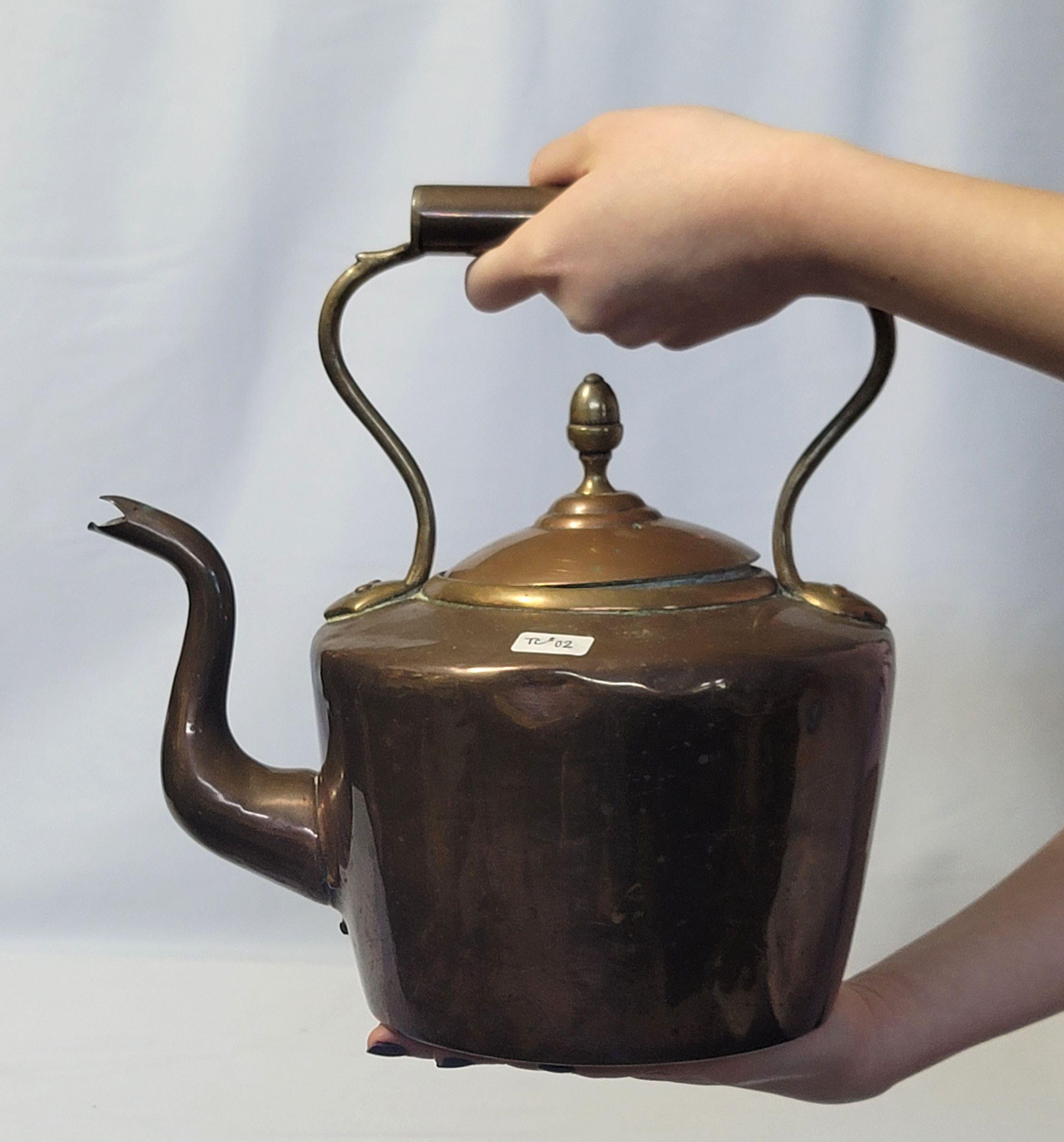 Antique A Large/Heavy English Copper Tea Kettle, TC#02 For Sale 9