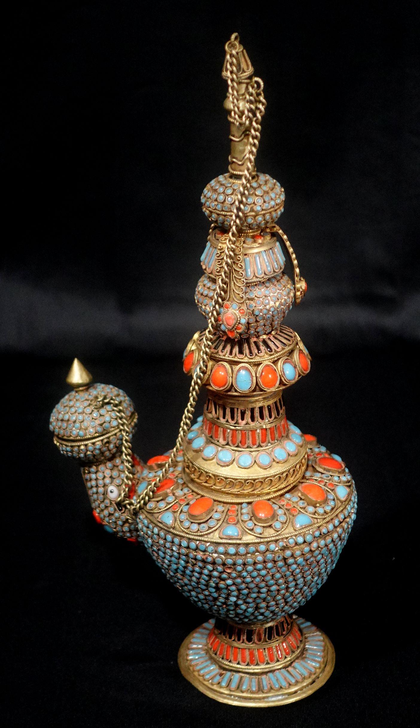 Ancien pot tibétain Benba, 19ème siècle Excellent état - En vente à Norton, MA