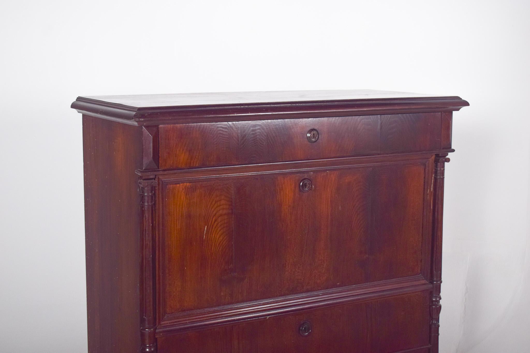 Autre Armoire ancienne Abattant en placage de chêne en vente