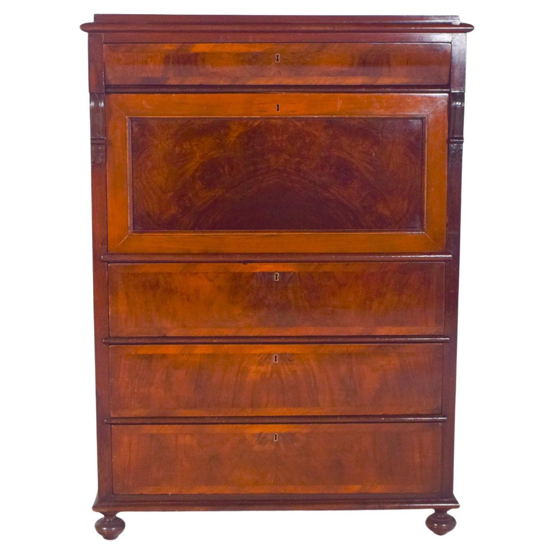 Unknown Commodes and Chests of Drawers