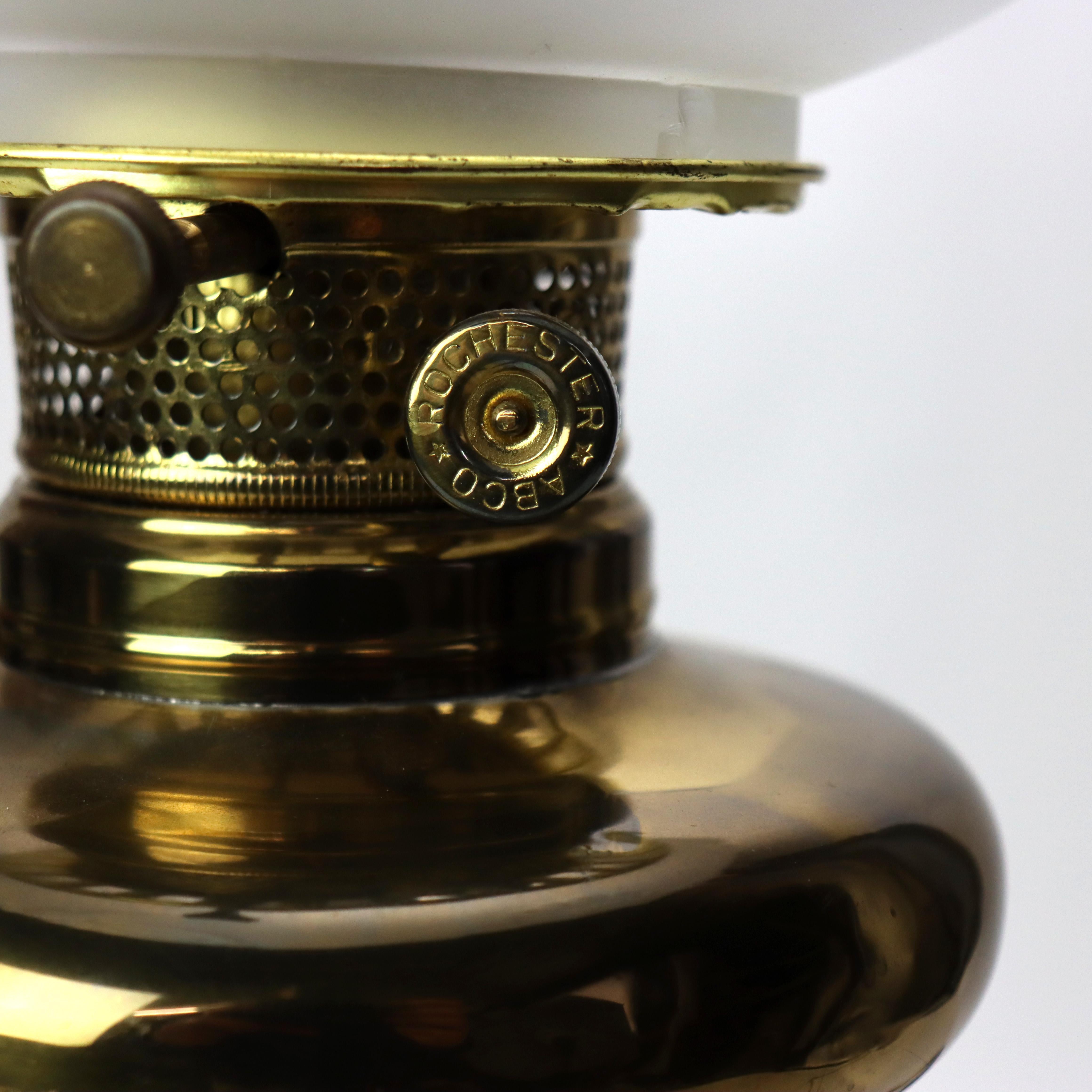 Ancienne lampe de bureau ABCO Rochester Gone with the Wind en laiton gaufré à fleurs C1880 en vente 6