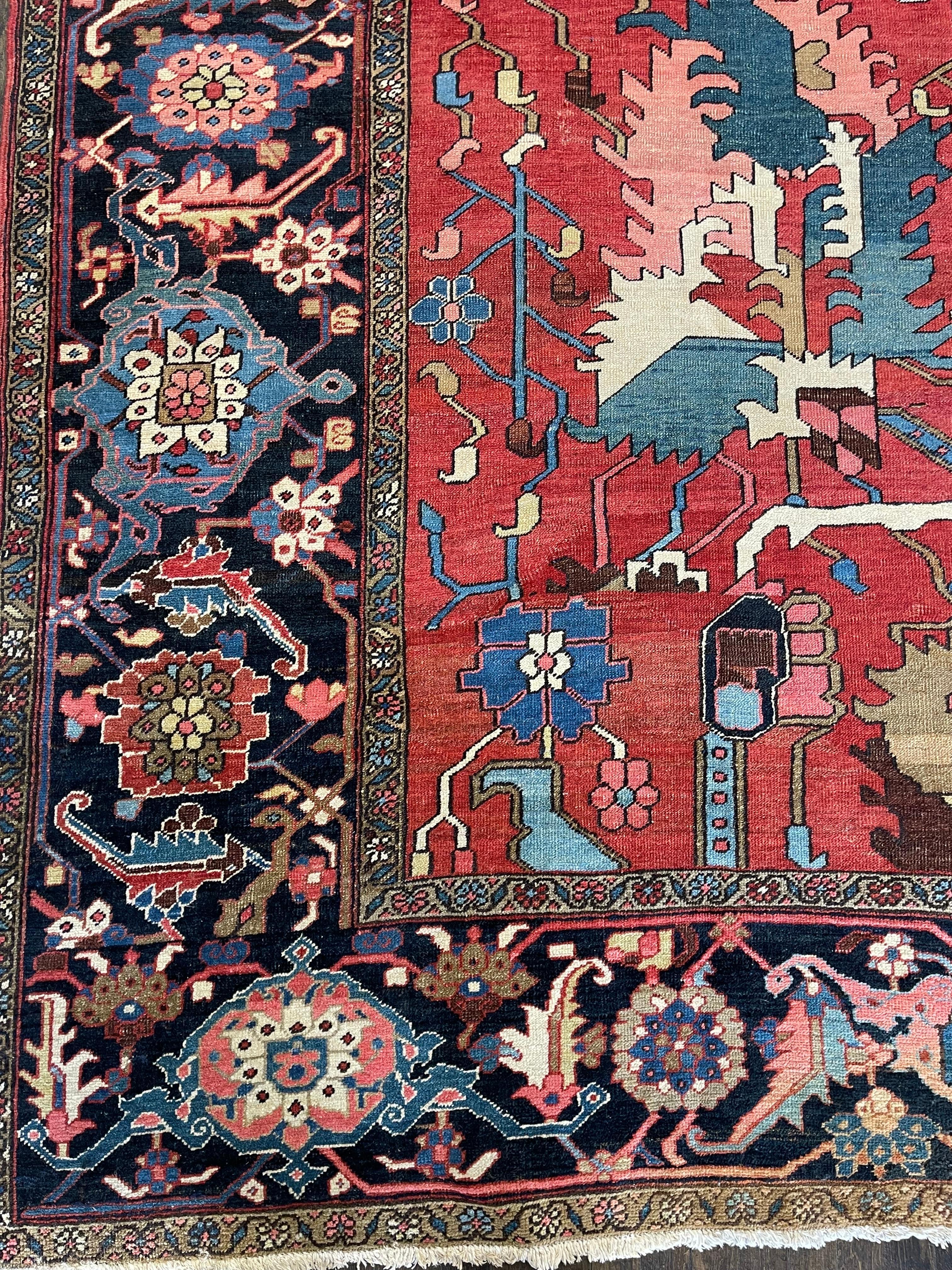 Antique Abstract Persian Serapi circa 1890 For Sale 2