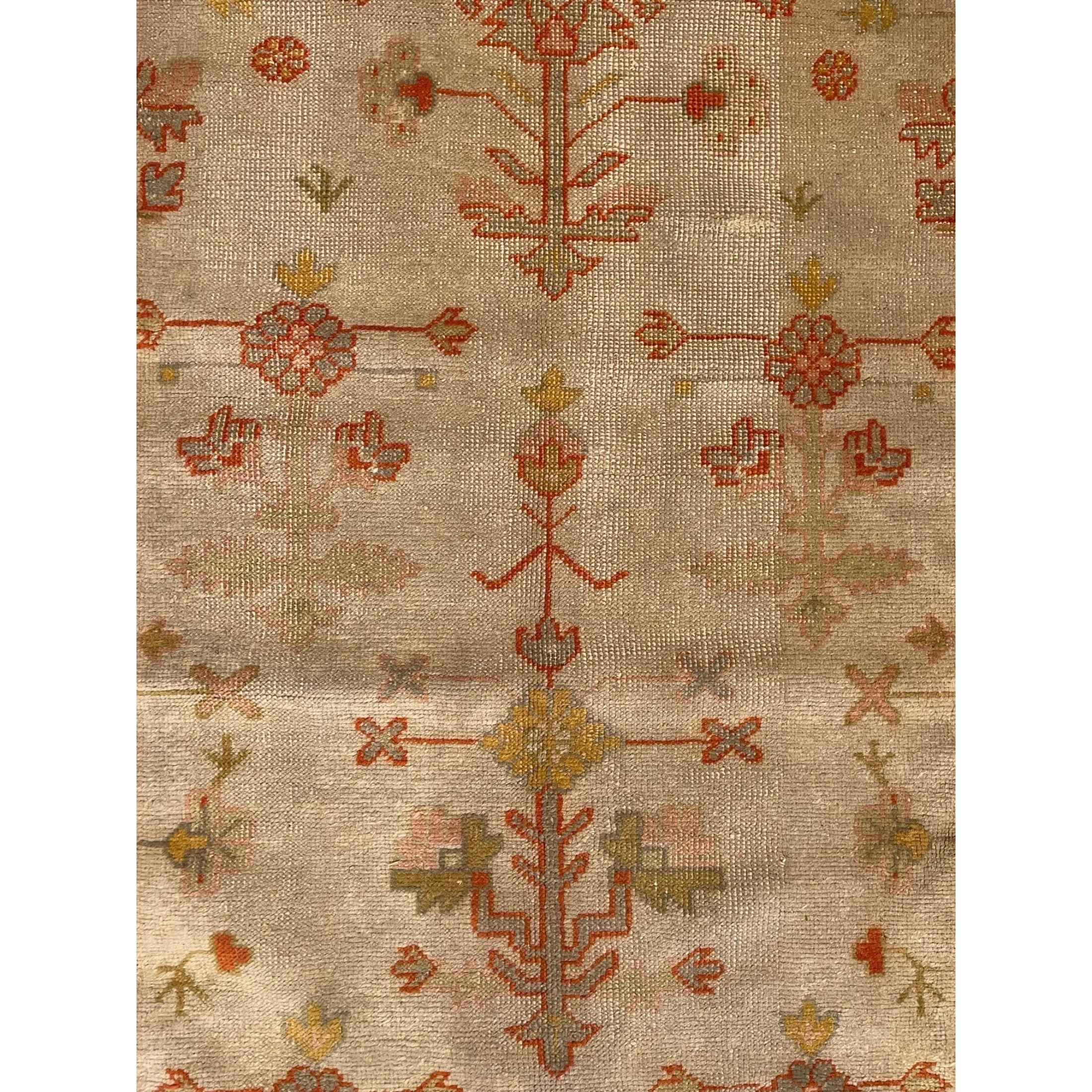 ntique Turkish Oushak rugs have been woven in Western Turkey since the beginning of the Ottoman period. Historians attributed to them many of the great masterpieces of early Turkish carpet weaving from the 15th to the 17th centuries. However, less