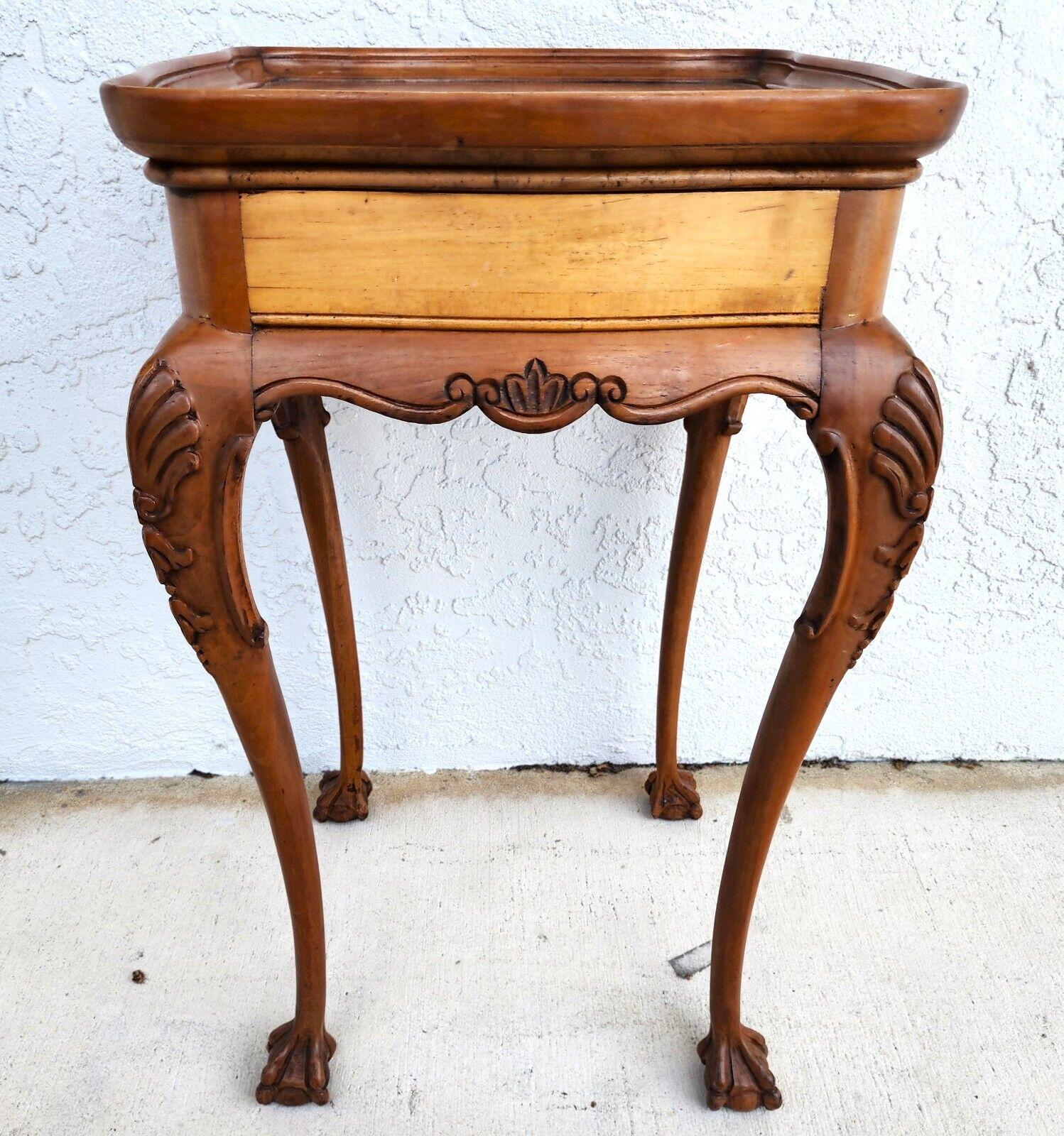 Antique Accent Table French Side Lamp Solid Wood Burl Top In Good Condition For Sale In Lake Worth, FL