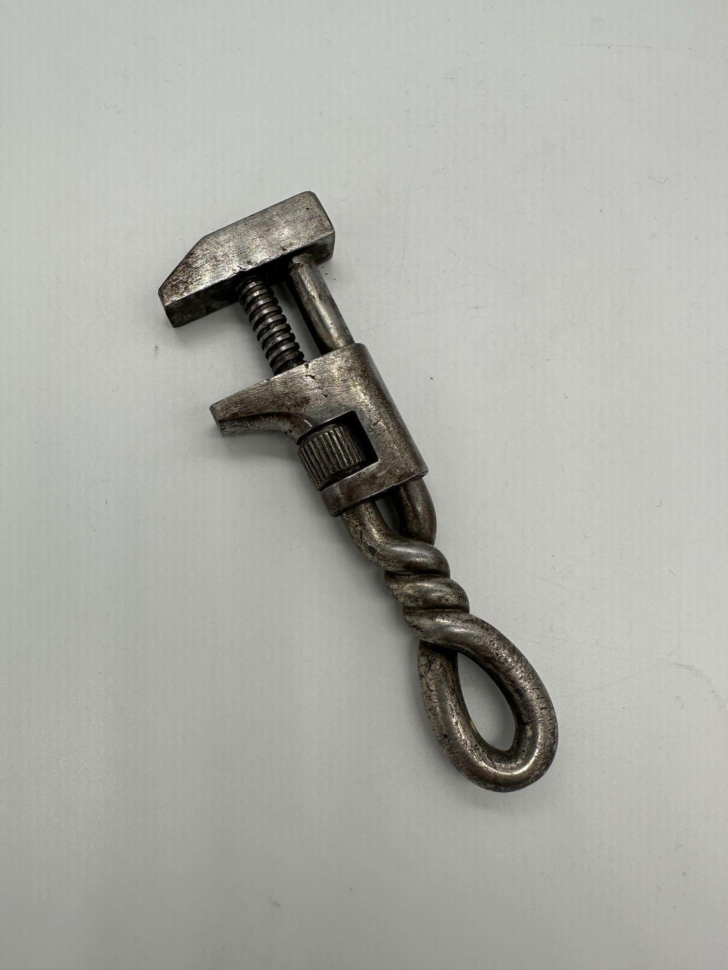 acme wrench