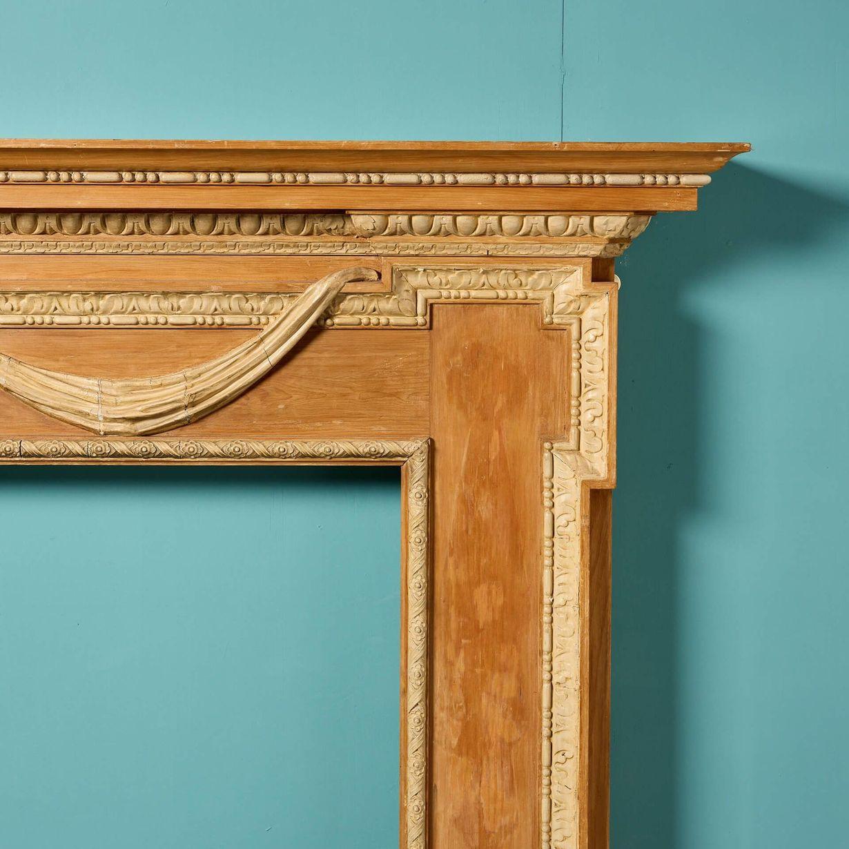 Antike Adam-Stil Kiefer & Gesso Feuer Mantel (19. Jahrhundert) im Angebot