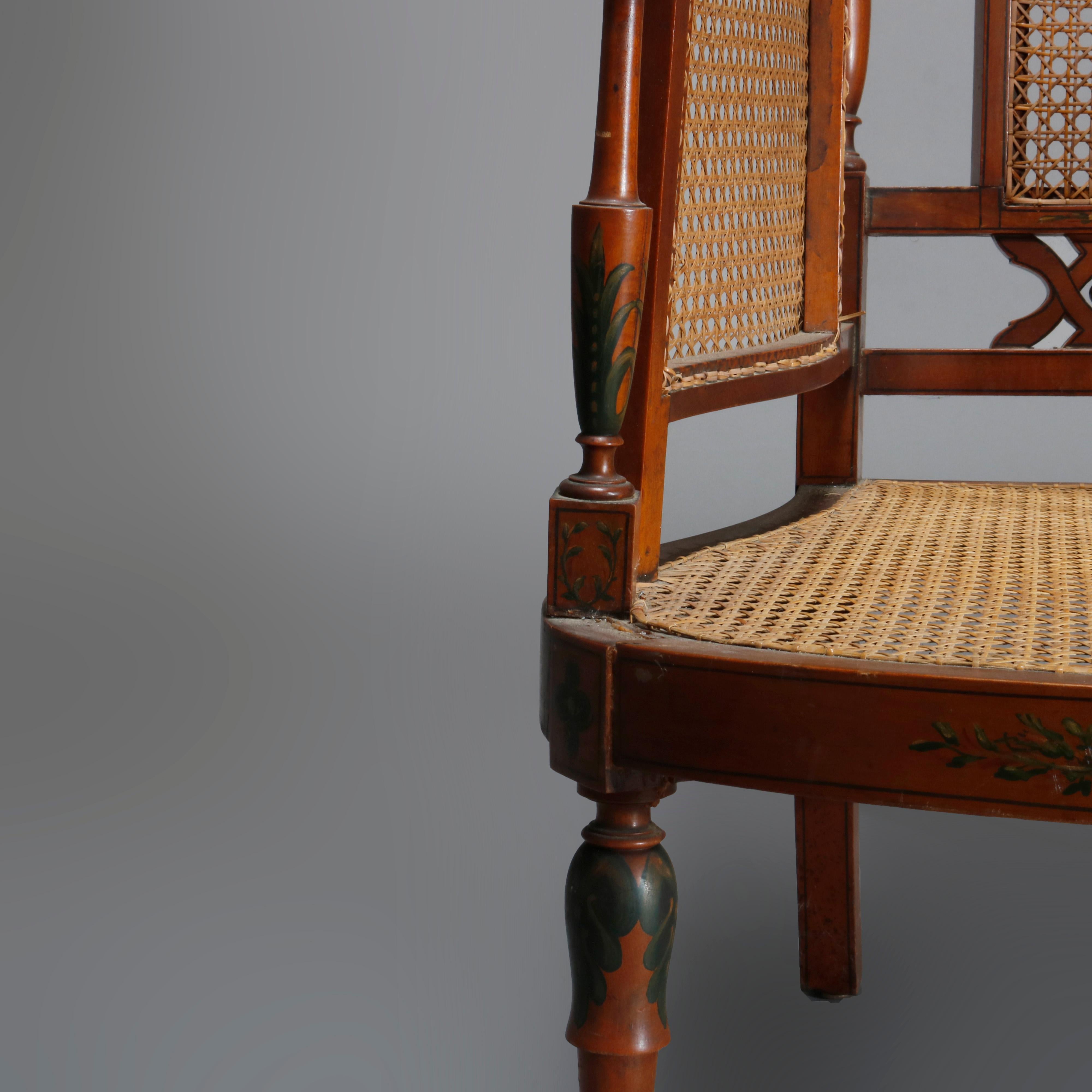 20ième siècle Fauteuil de relaxation ancien Adams en bois de satin et rotin décoré, 20ème siècle en vente