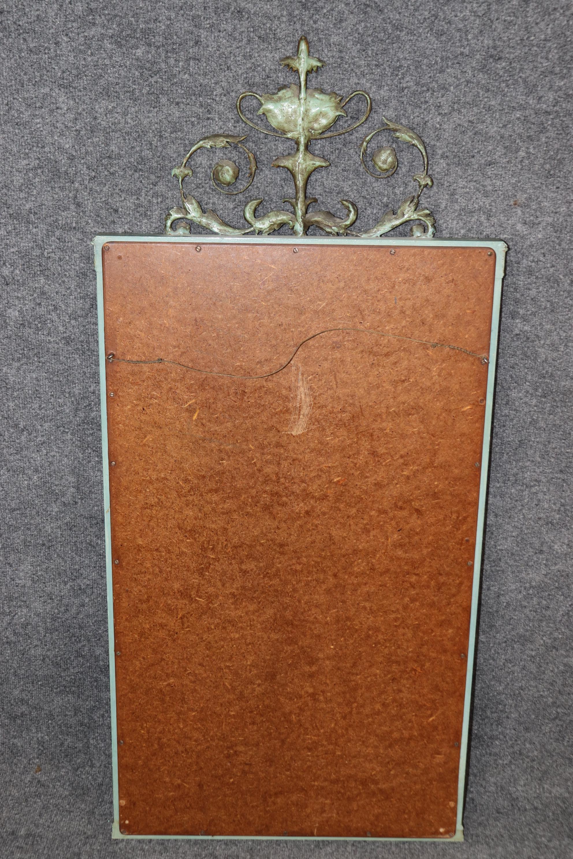Antique miroir sculpté de style Adams, décroché et doré à l'or en vente 2