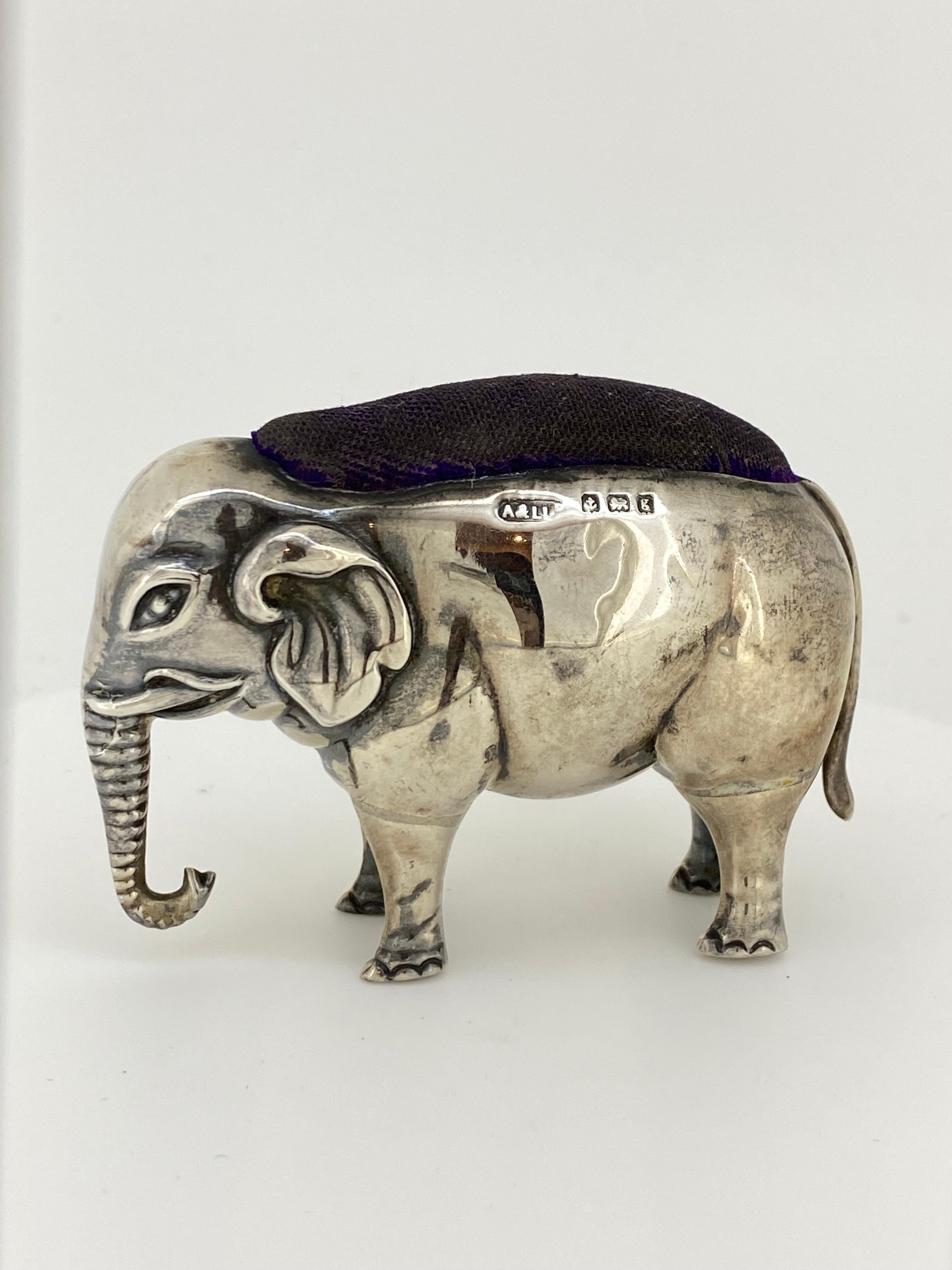 Antike Adie & Lovekin Ltd Birmingham c1906 Sterling Silber Elefant Pin-Kissen (Edwardian) im Angebot