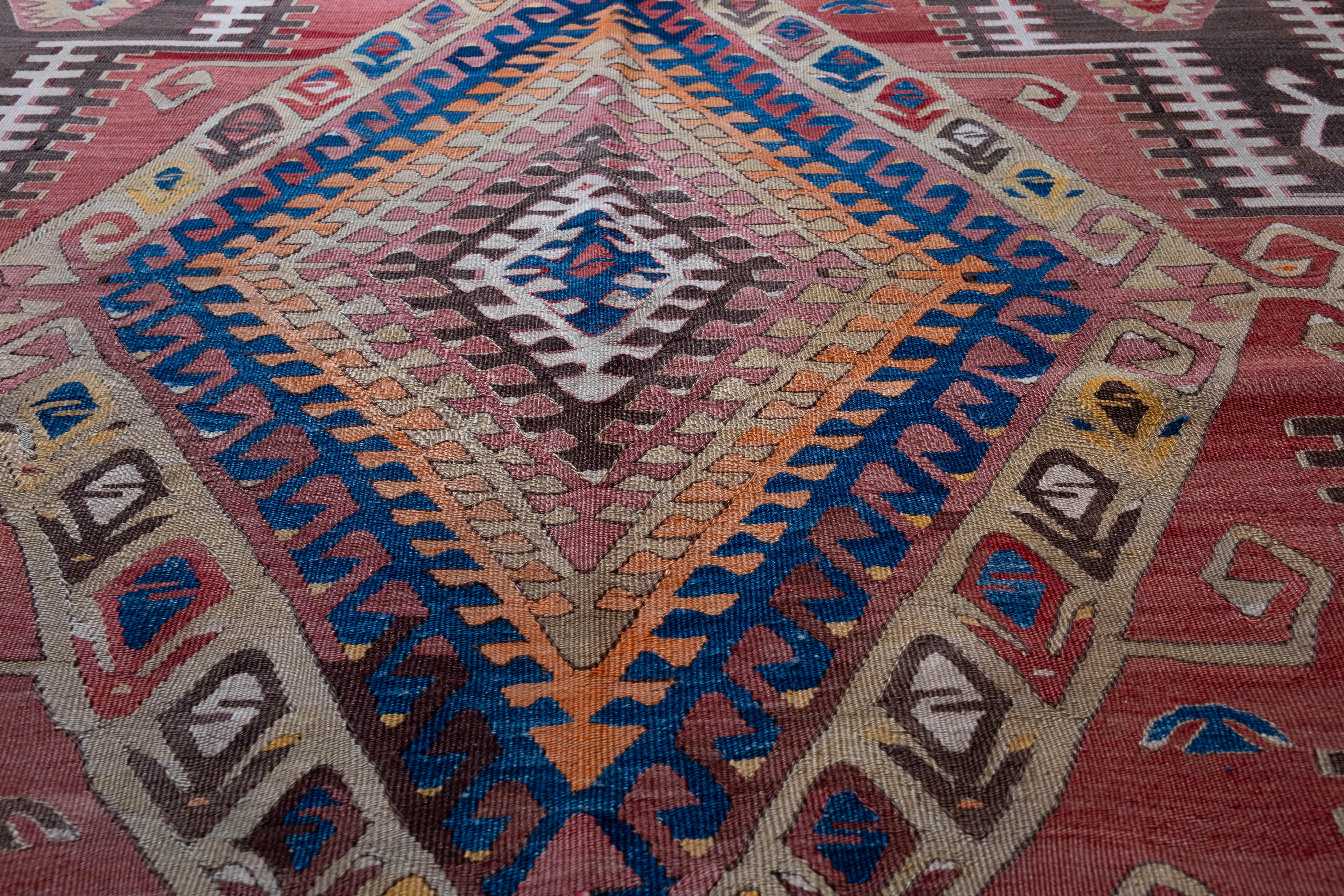 Laine Ancien tapis Kilim d'Adiyaman en laine de Turquie de l'Est
