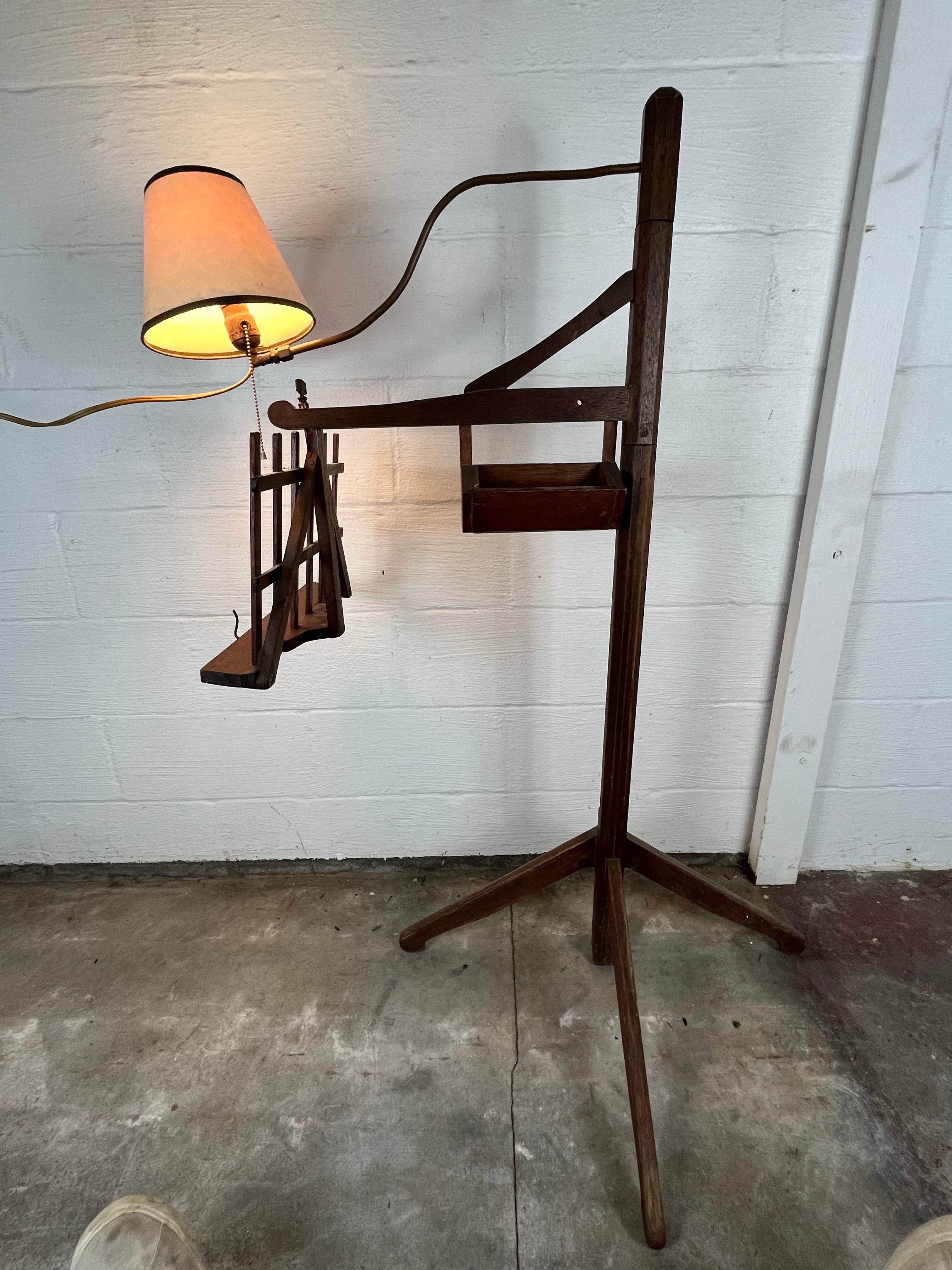 Antiker verstellbarer beleuchteter Notenständer im Angebot 6