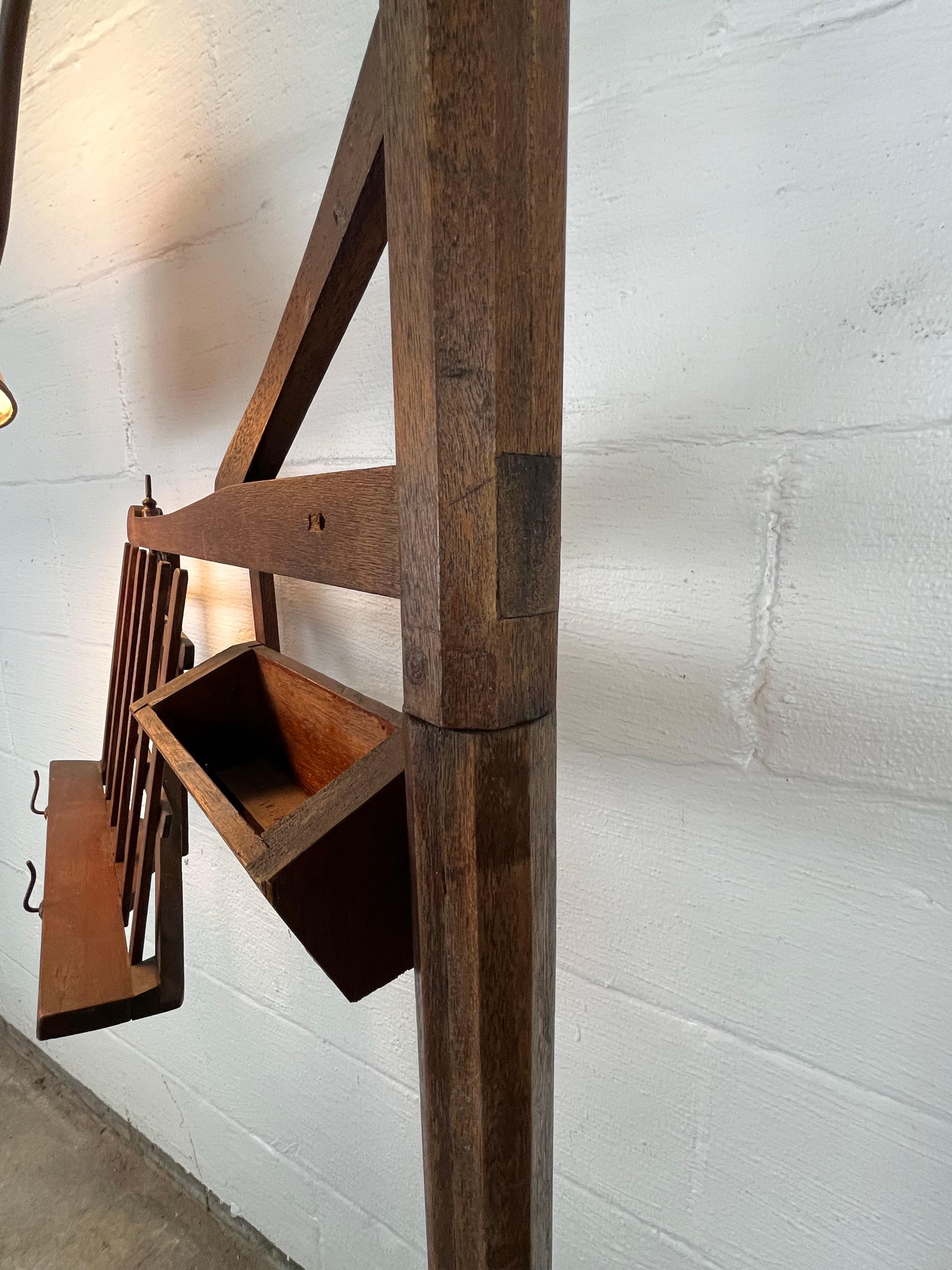 Antiker verstellbarer beleuchteter Notenständer im Angebot 2