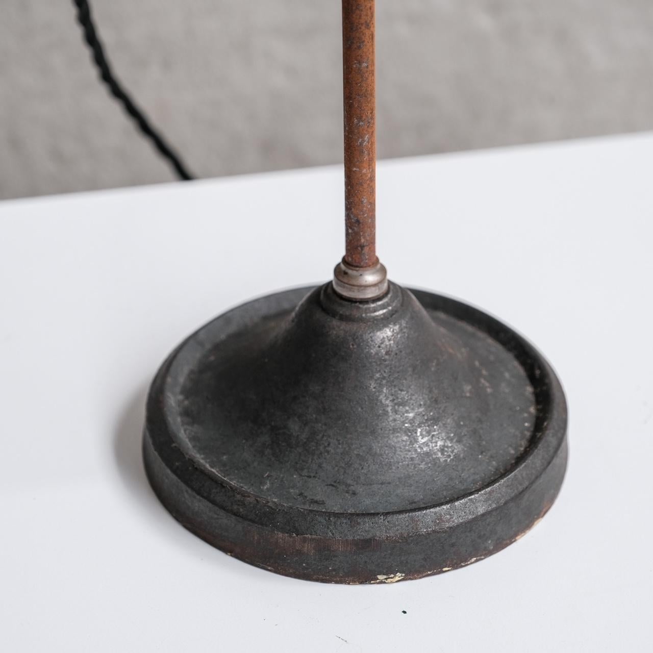 Lampe de bureau d'antiquités réglable en verre réflecteur mercuré en vente 2