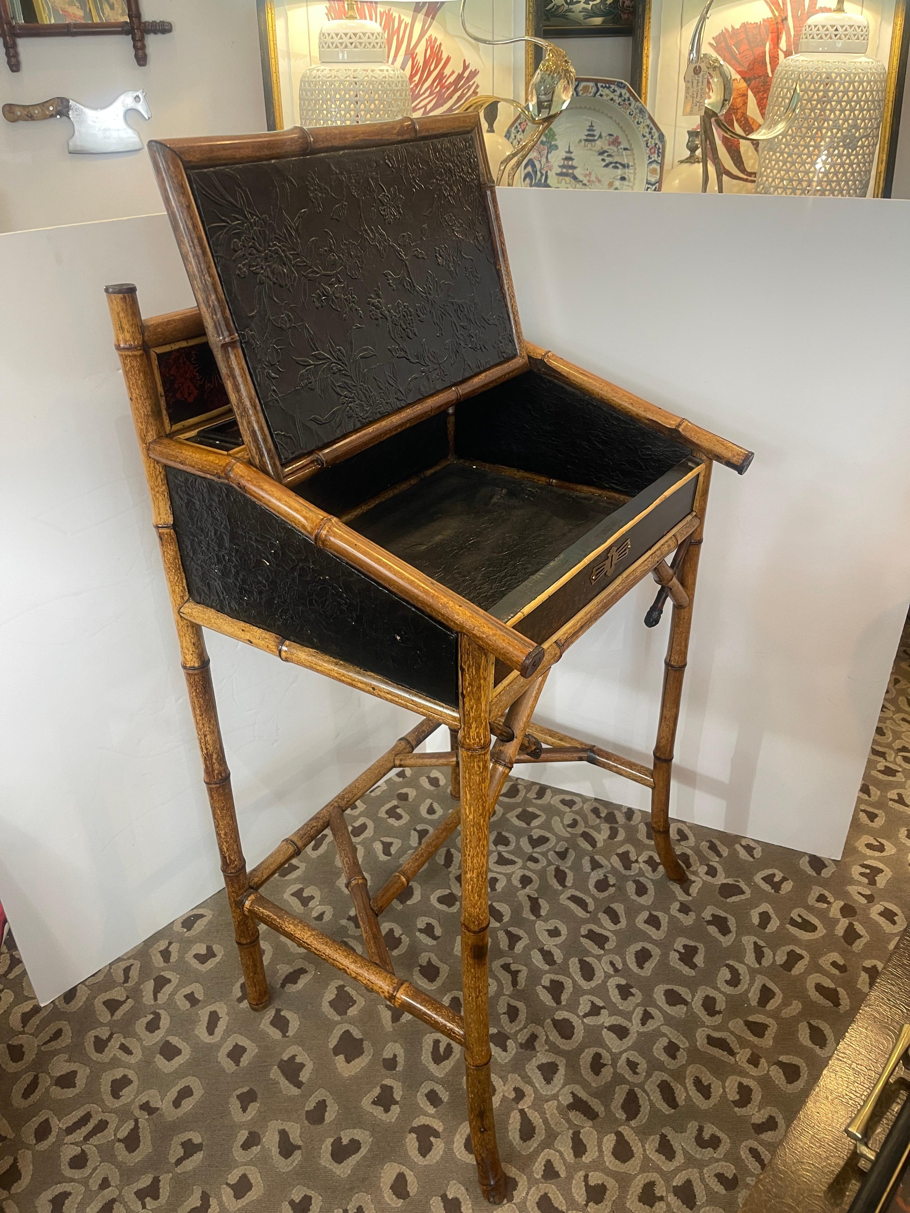 Antique Aesthetic Mouvement  Bamboo Slant Desk, 1880-1910 (Ästhetizismus) im Angebot