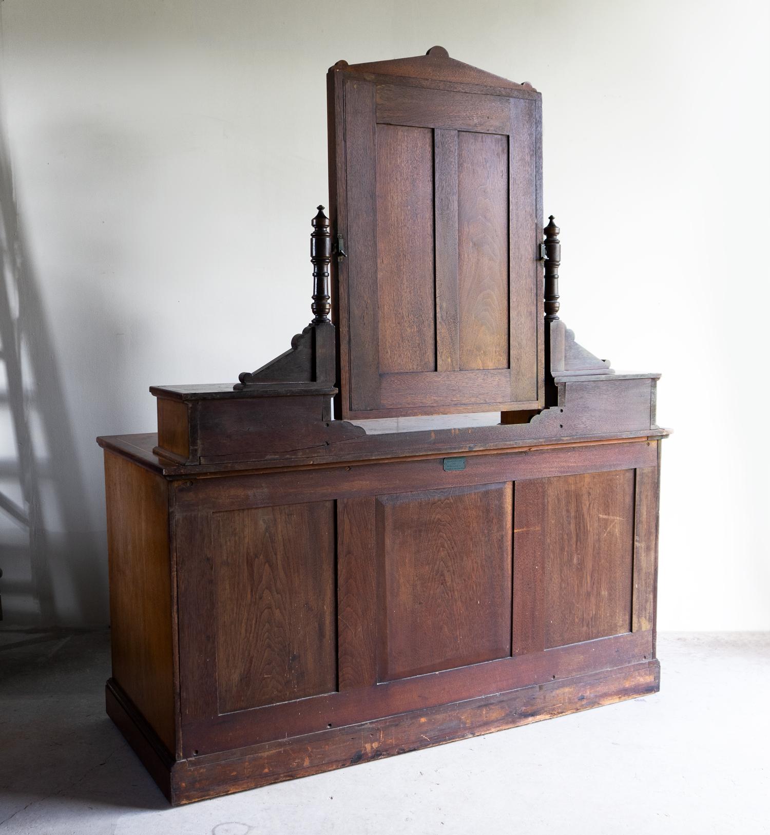Antique Aesthetic Movement/Gothic Revival Dressing Table By Collier & Plucknett For Sale 8