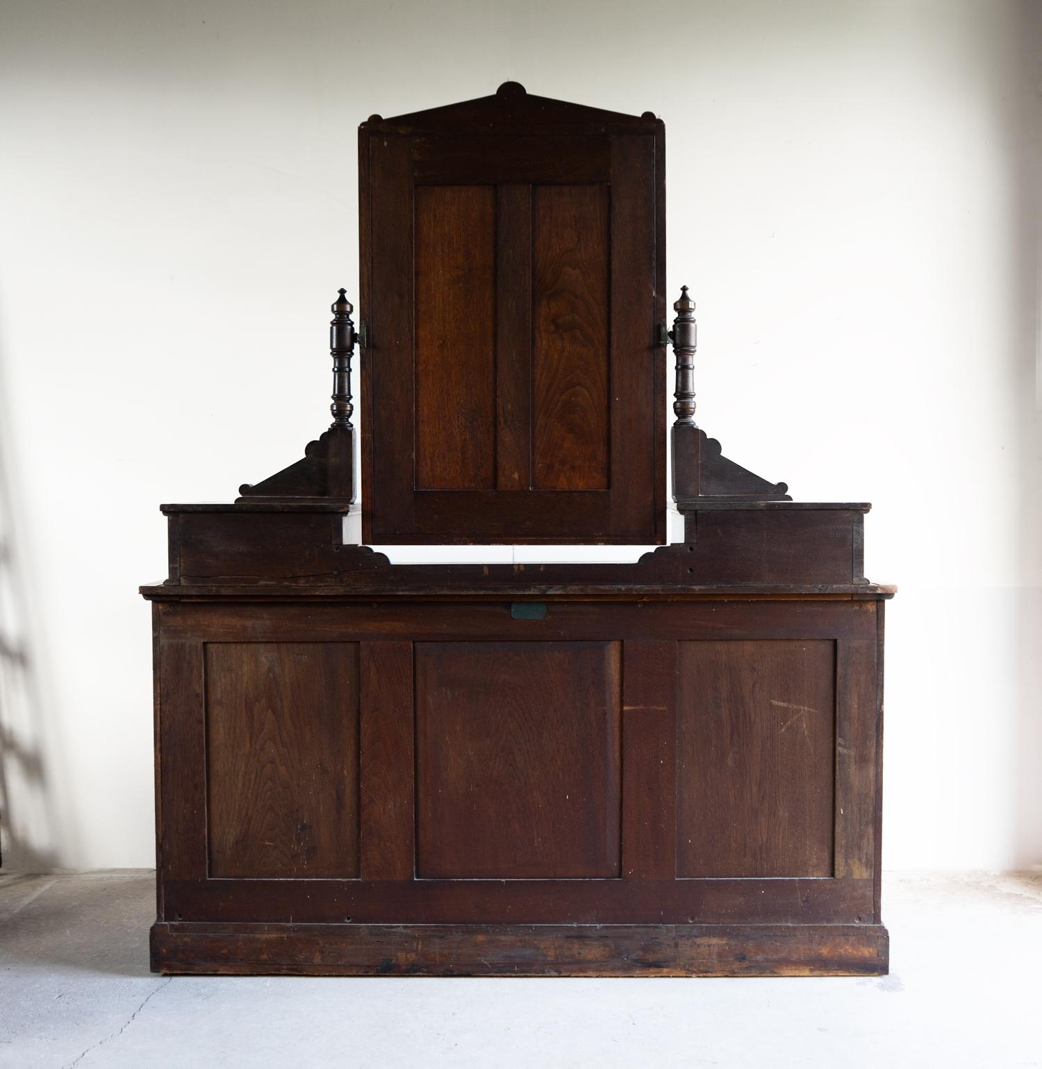 Antique Aesthetic Movement/Gothic Revival Dressing Table By Collier & Plucknett For Sale 9