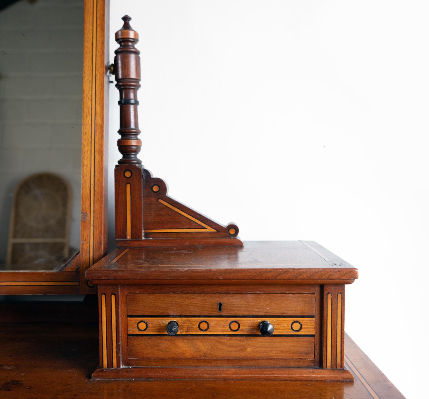 Antique Aesthetic Movement/Gothic Revival Dressing Table By Collier & Plucknett In Fair Condition For Sale In Bristol, GB