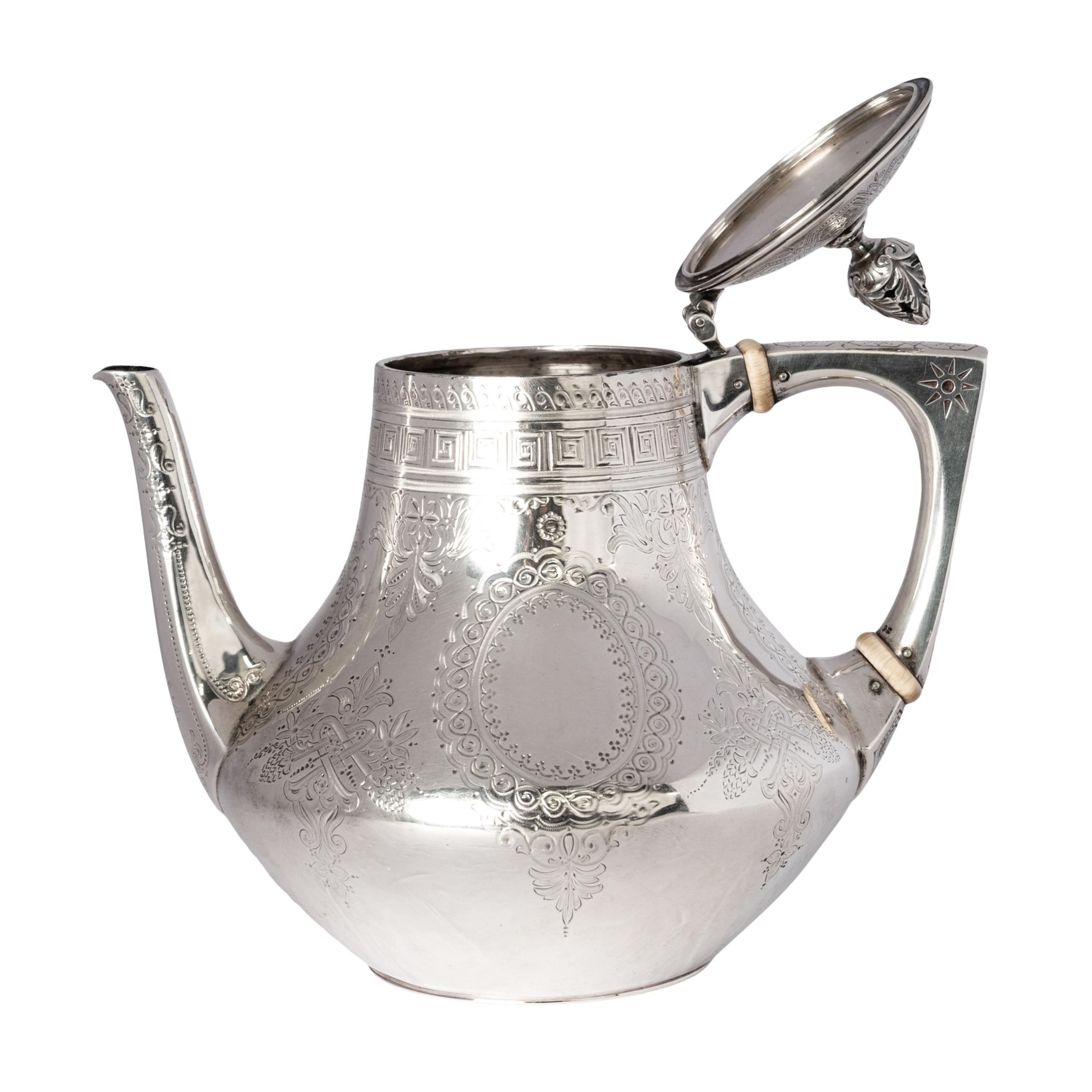 Antique Aesthetic Movement Sterling Silver Tea Set Barnard Brothers London 1878 In Good Condition For Sale In Portland, OR