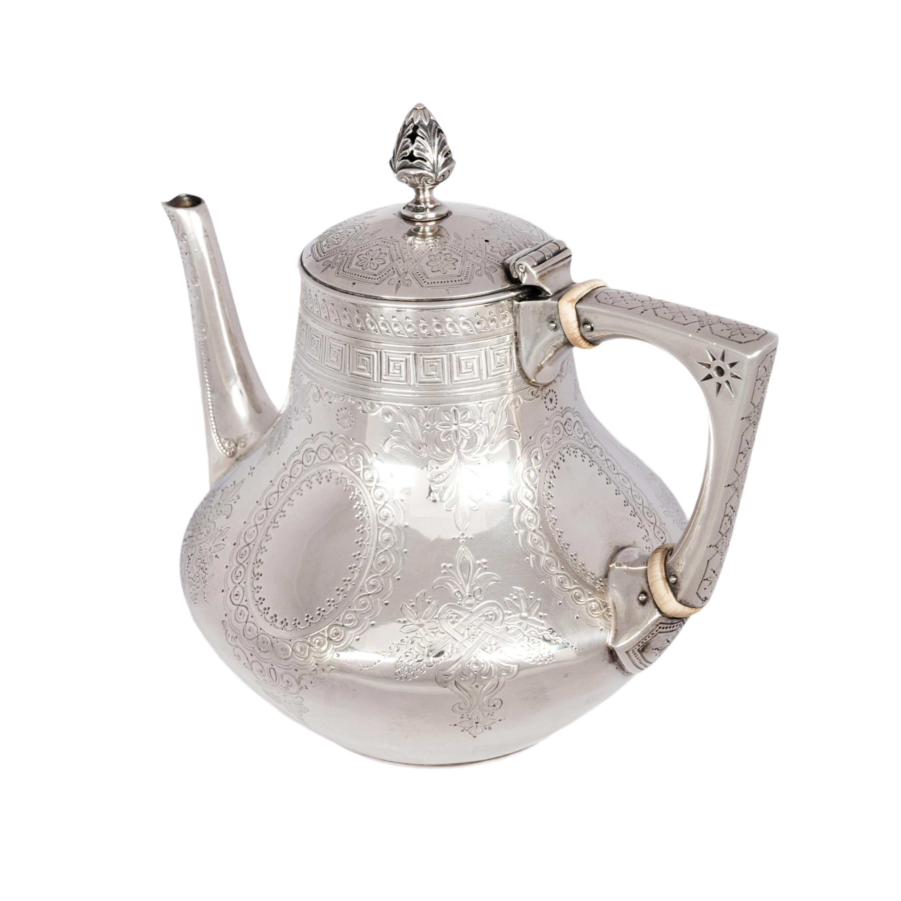 Antique Aesthetic Movement Sterling Silver Tea Set Barnard Brothers London 1878 For Sale 3