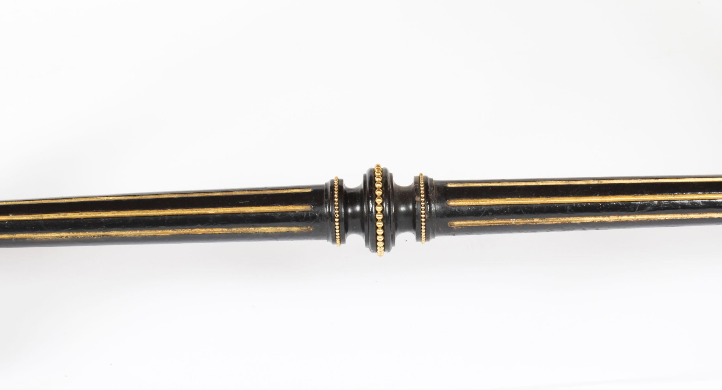 Table à écrire d'époque esthétique Edward & Roberts 19ème siècle en vente 2
