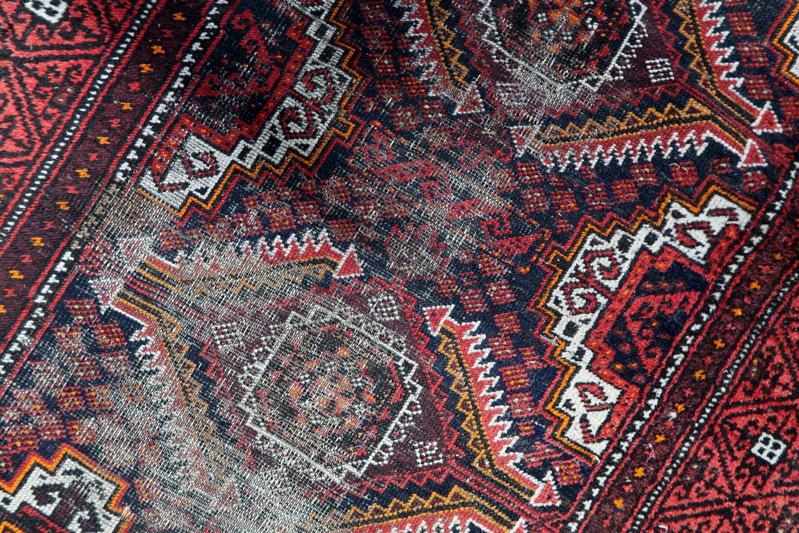 Antique Afghan Baluch Rug, 1920s, Hand-Knotted Wool, 3.1' x 6' - 1C1205 en Bueno estado para la venta en Bordeaux, FR