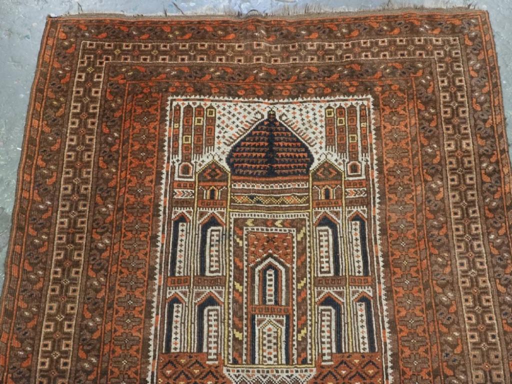 Afghan Tapis de prière de mosquée Kizil Ayak afghan ancien avec double Niche, Circa 1900 en vente