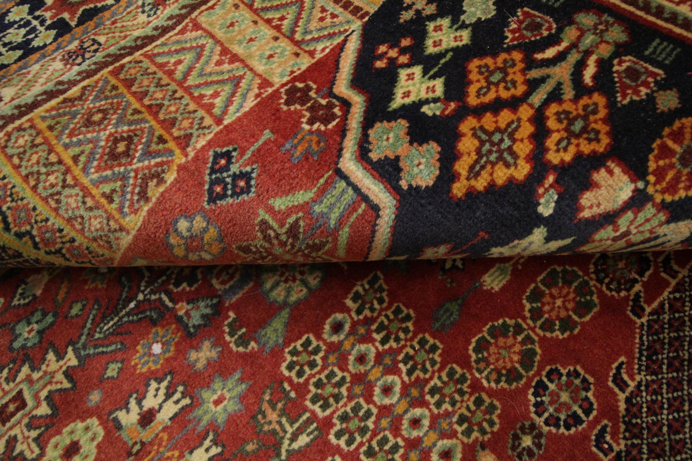 20ième siècle Tapis tribal afghan ancien, 1930, grand tapis de salon en laine rouge moutarde en vente