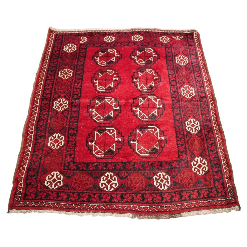Antiker afghanischer Dorfteppich im traditionellen Ersari-Turmanischen Design
