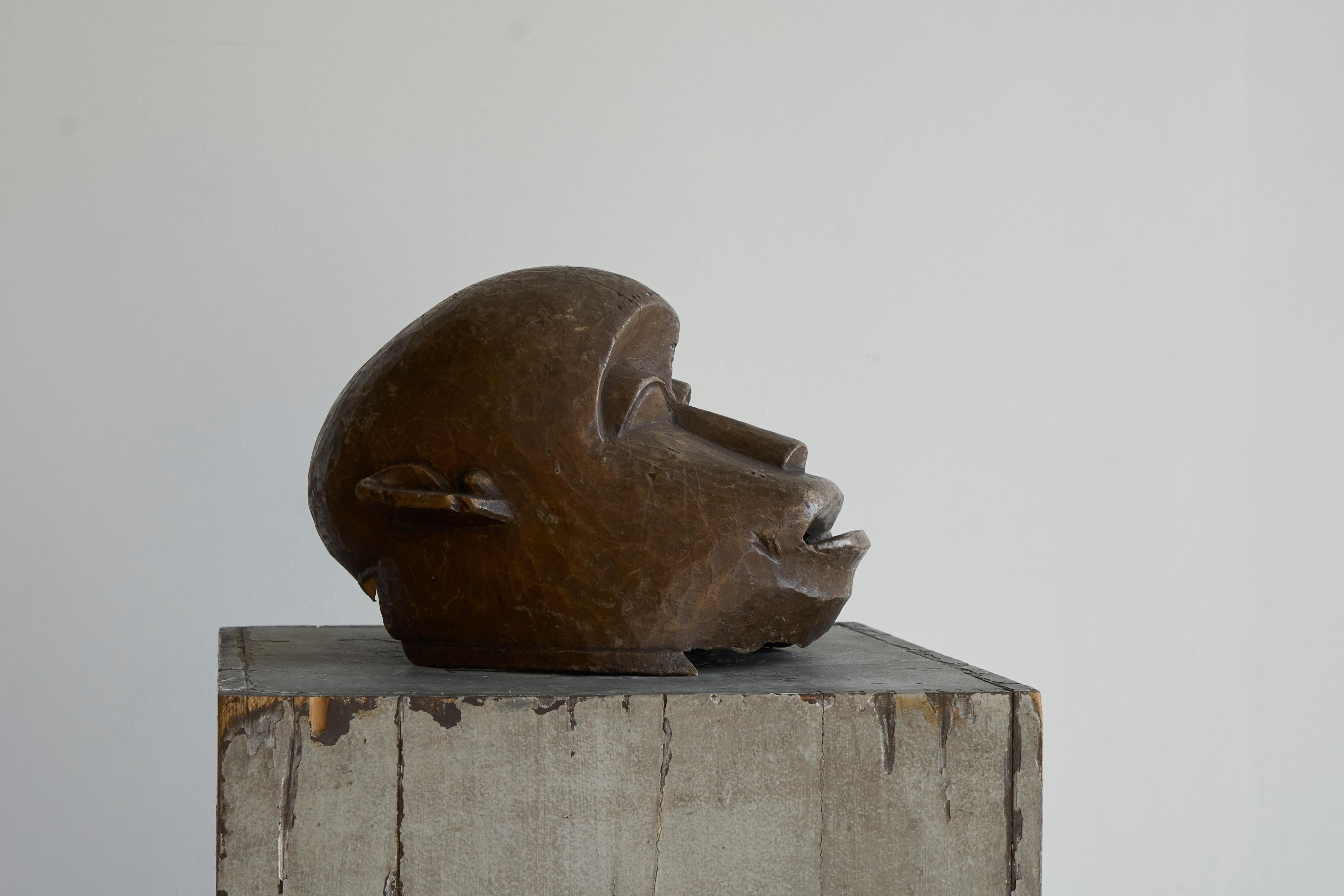 Masque de singe africain ancien 