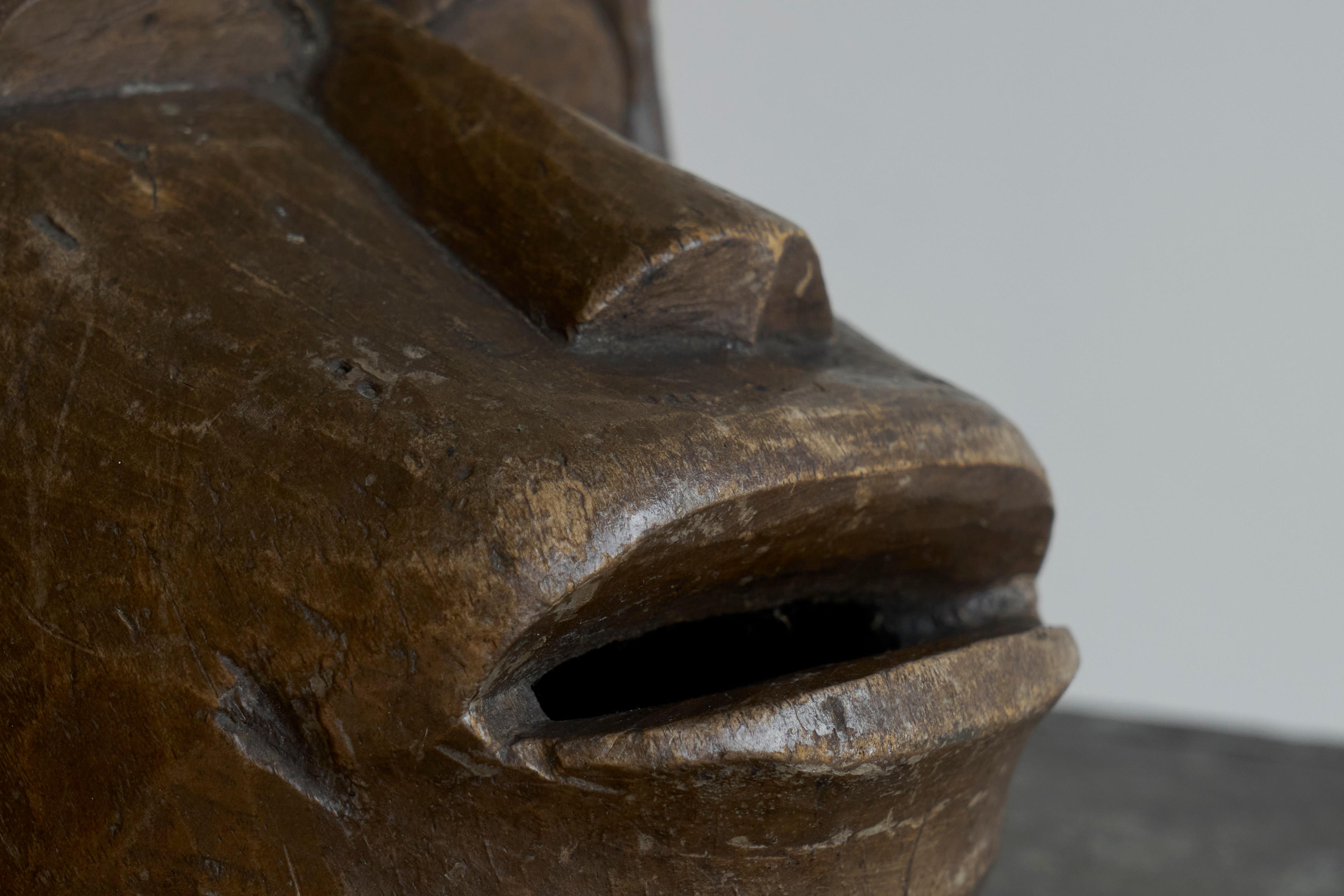 XIXe siècle Masque de singe africain ancien 