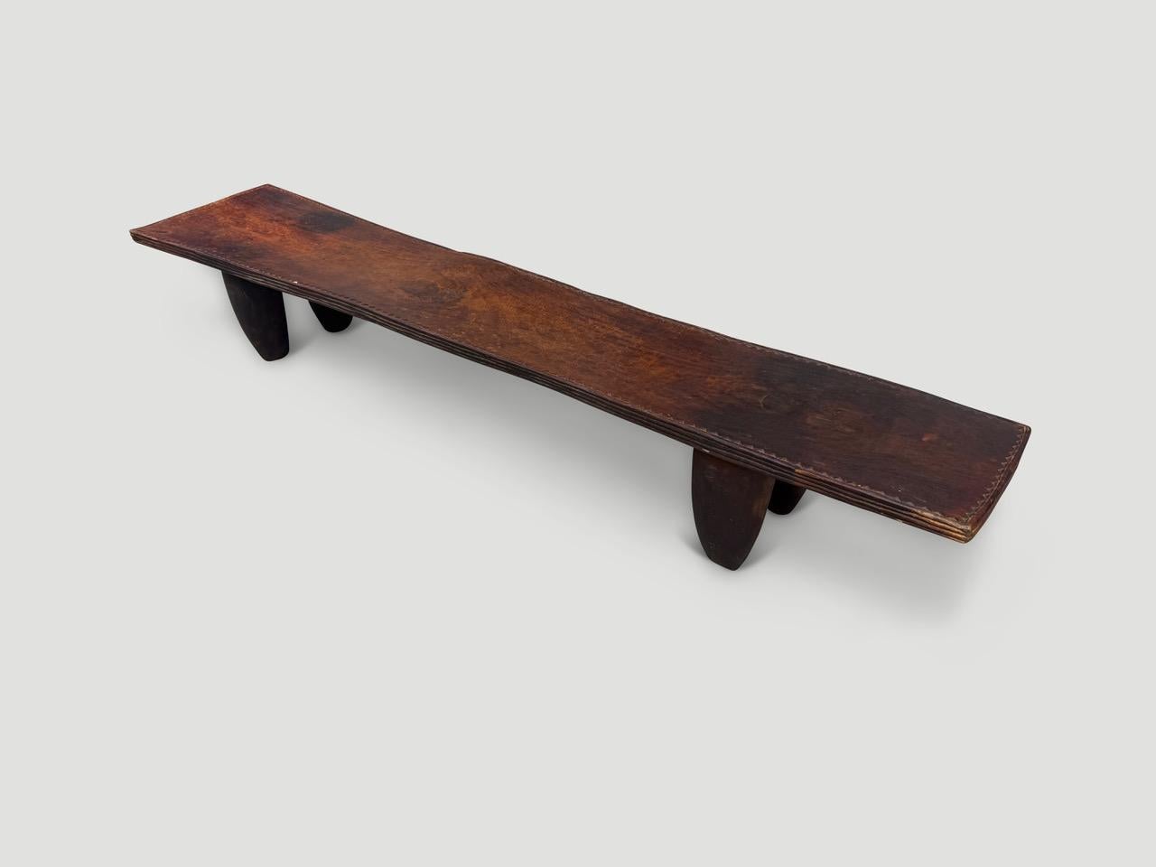 Bois Table basse ou banc africain ancien en vente