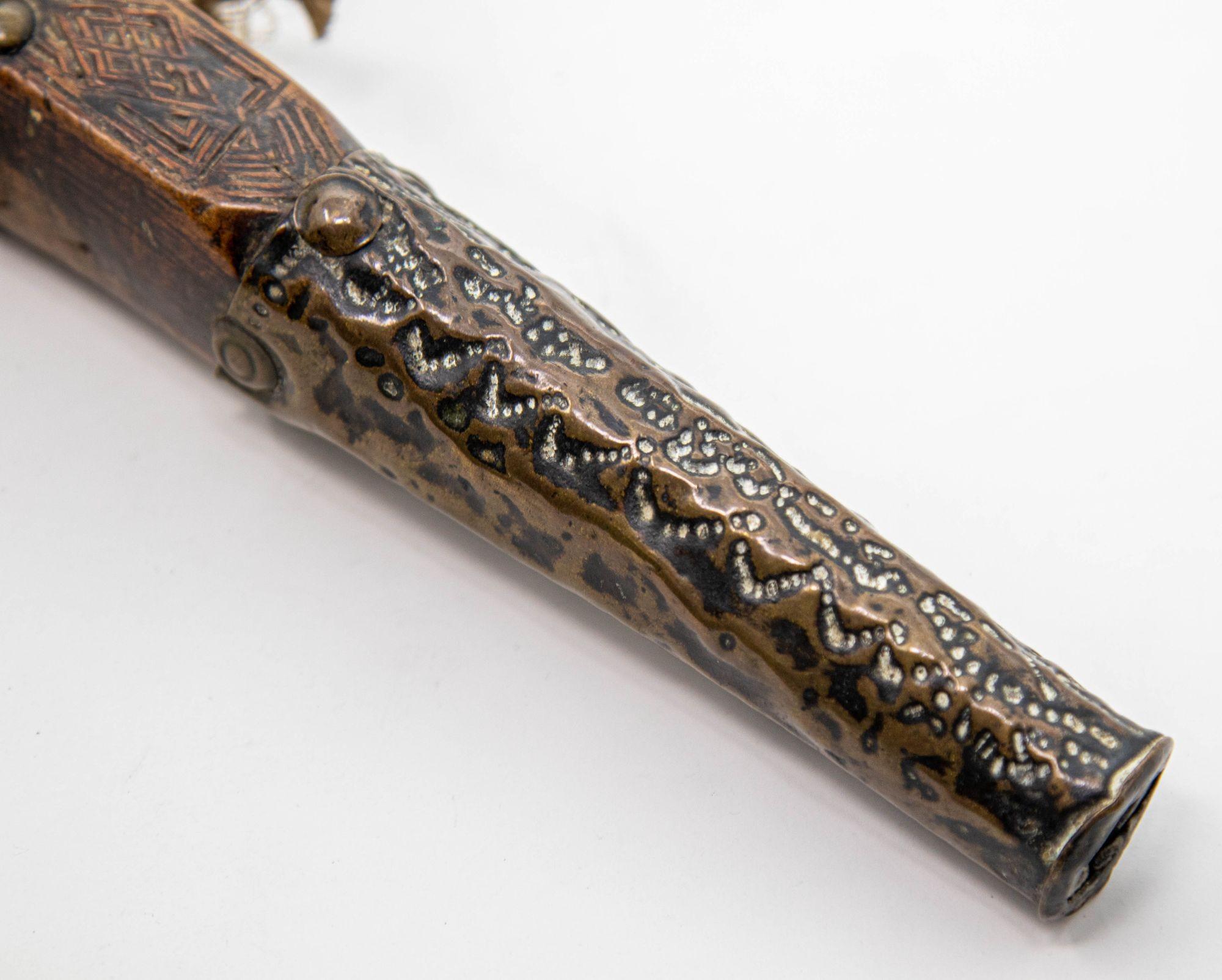Antigua Petaca Africana Marroquí Tribal de Madera S. XIX en venta 3