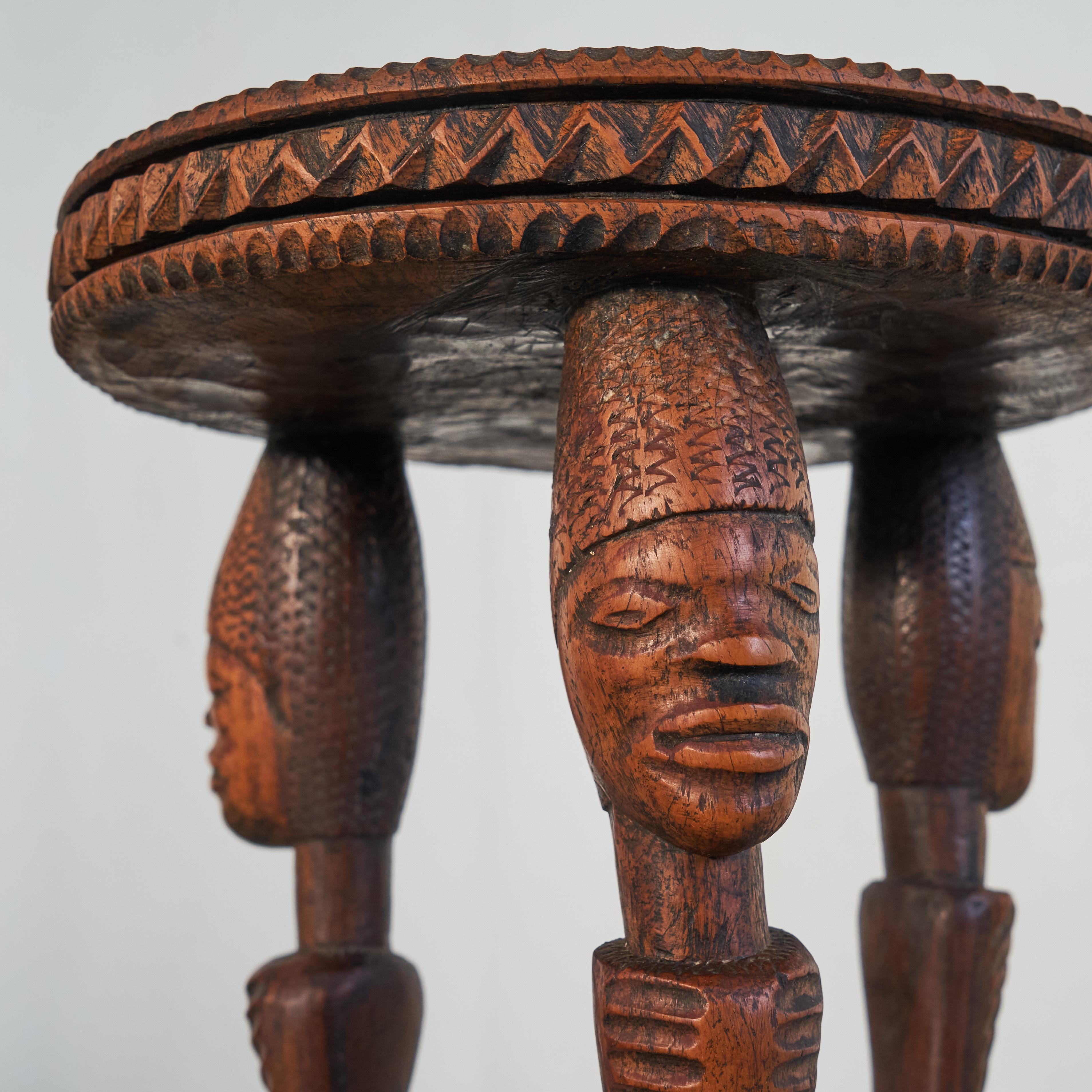 Antique African Side Table in Carved Solid Wood and Inlayed Bone For Sale 3