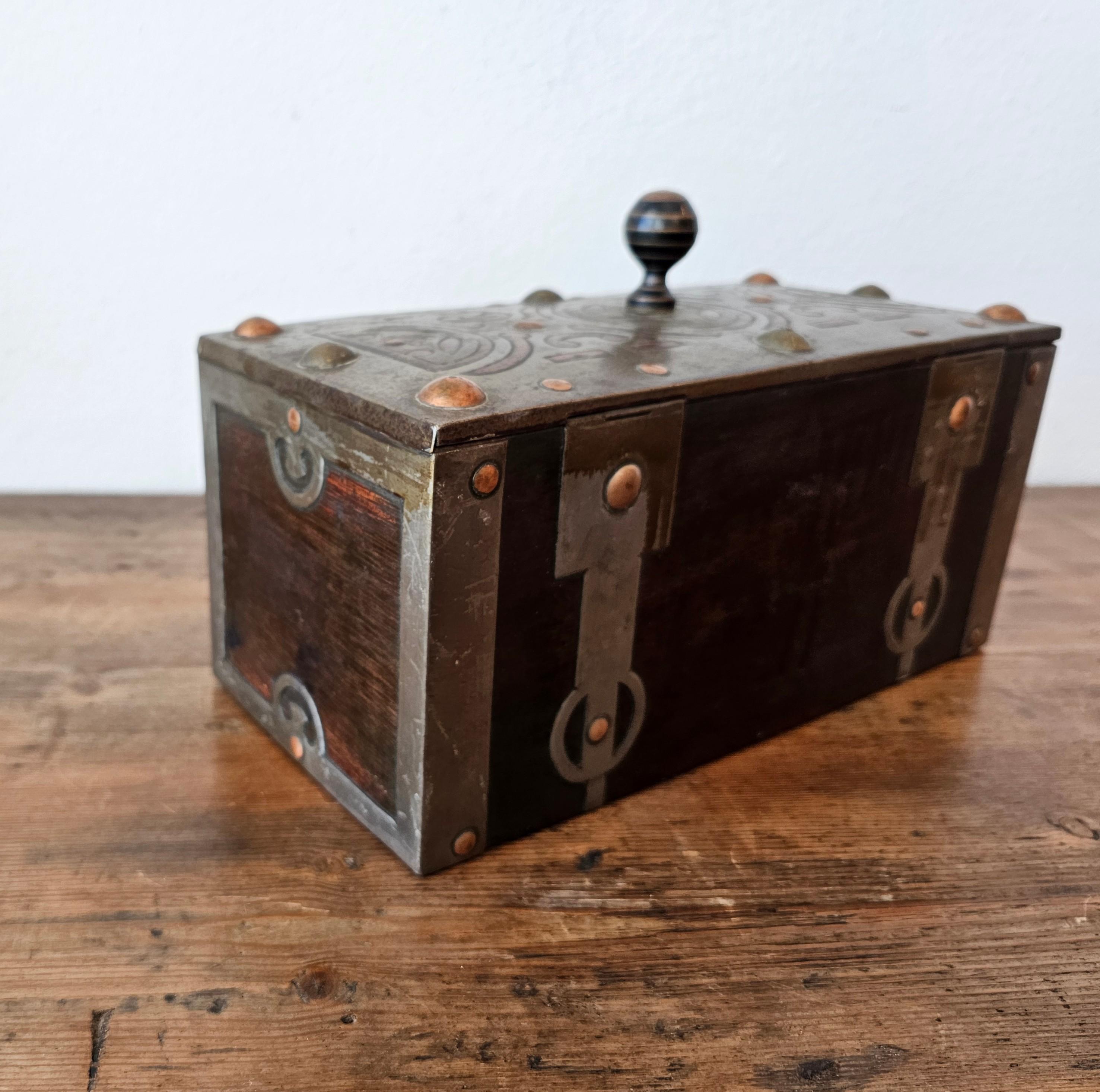 Antique African Tuareg Mauritania Mixed Metal Mounted Wood Table Box 3