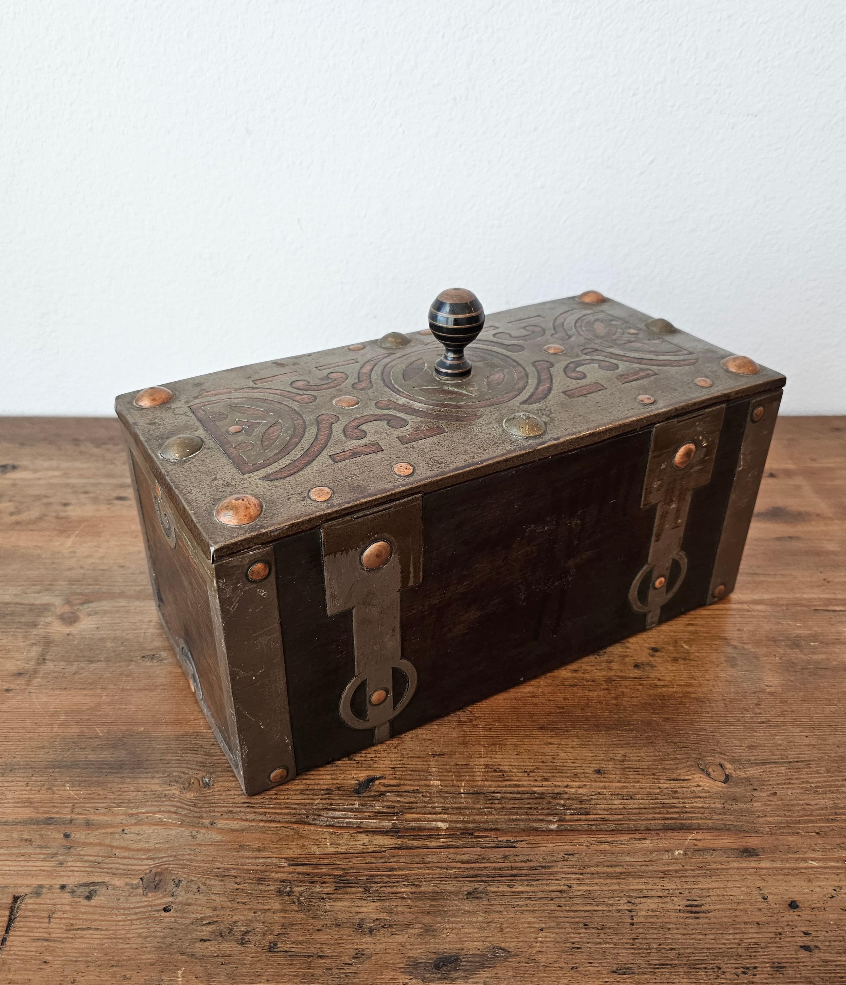 Antique African Tuareg Mauritania Mixed Metal Mounted Wood Table Box 6