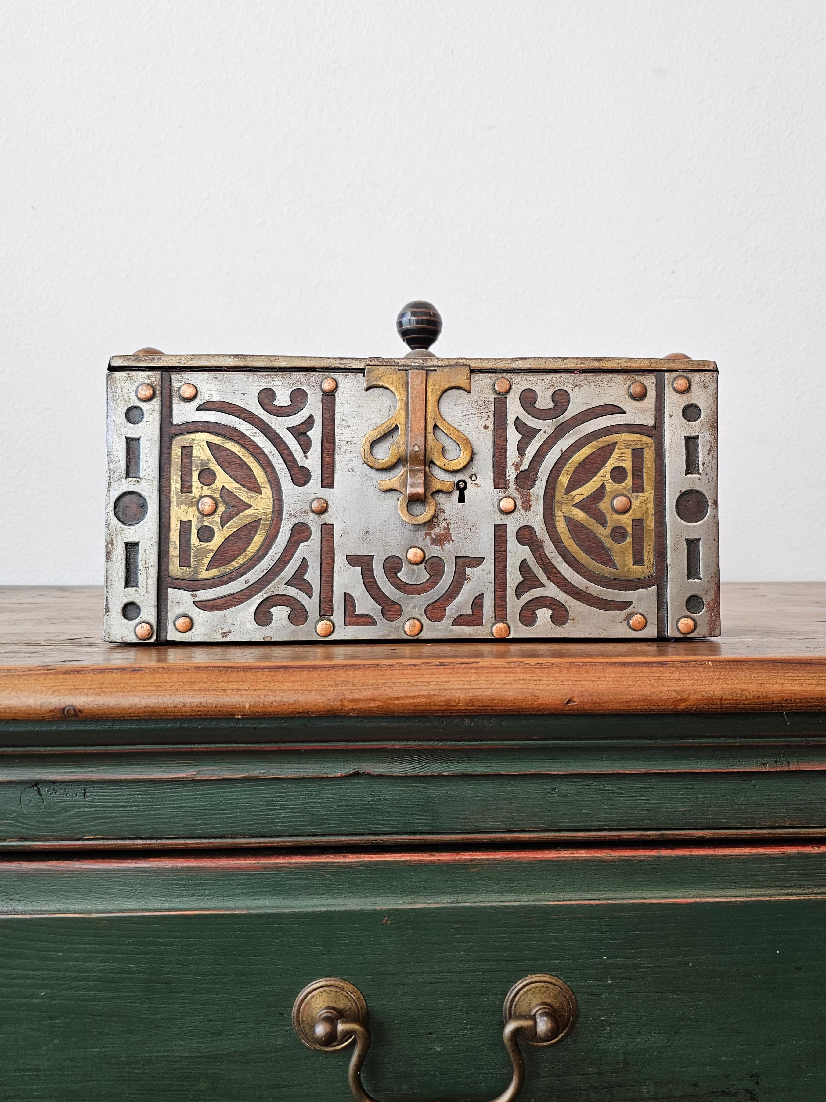 Antique African Tuareg Mauritania Mixed Metal Mounted Wood Table Box 11