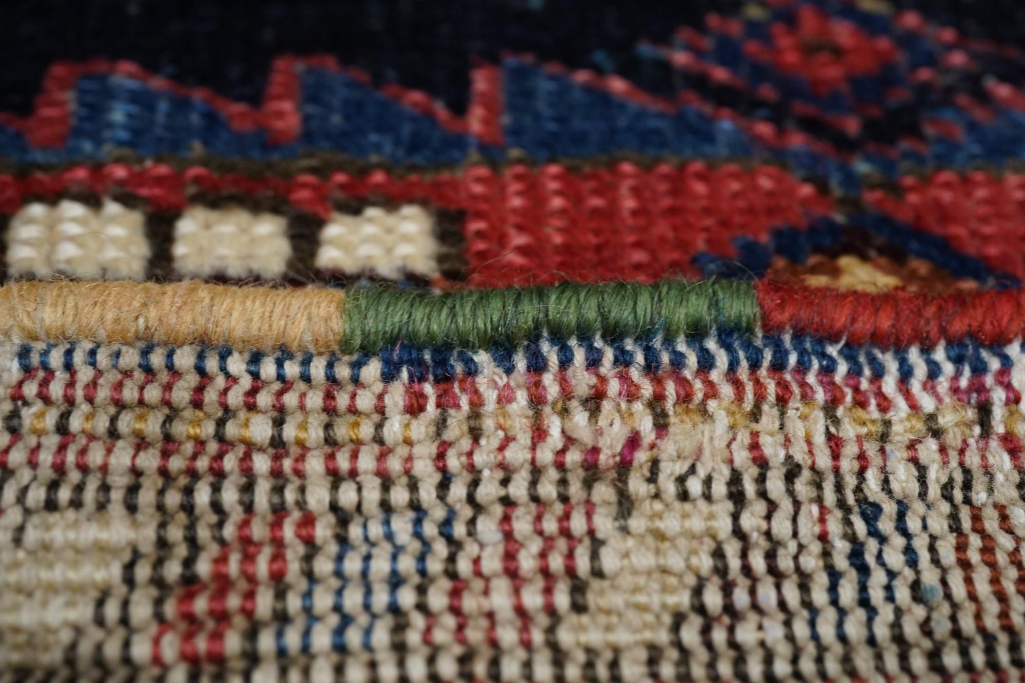 Tapis Afshar ancien 3'6'' x 3'10'' en vente 3
