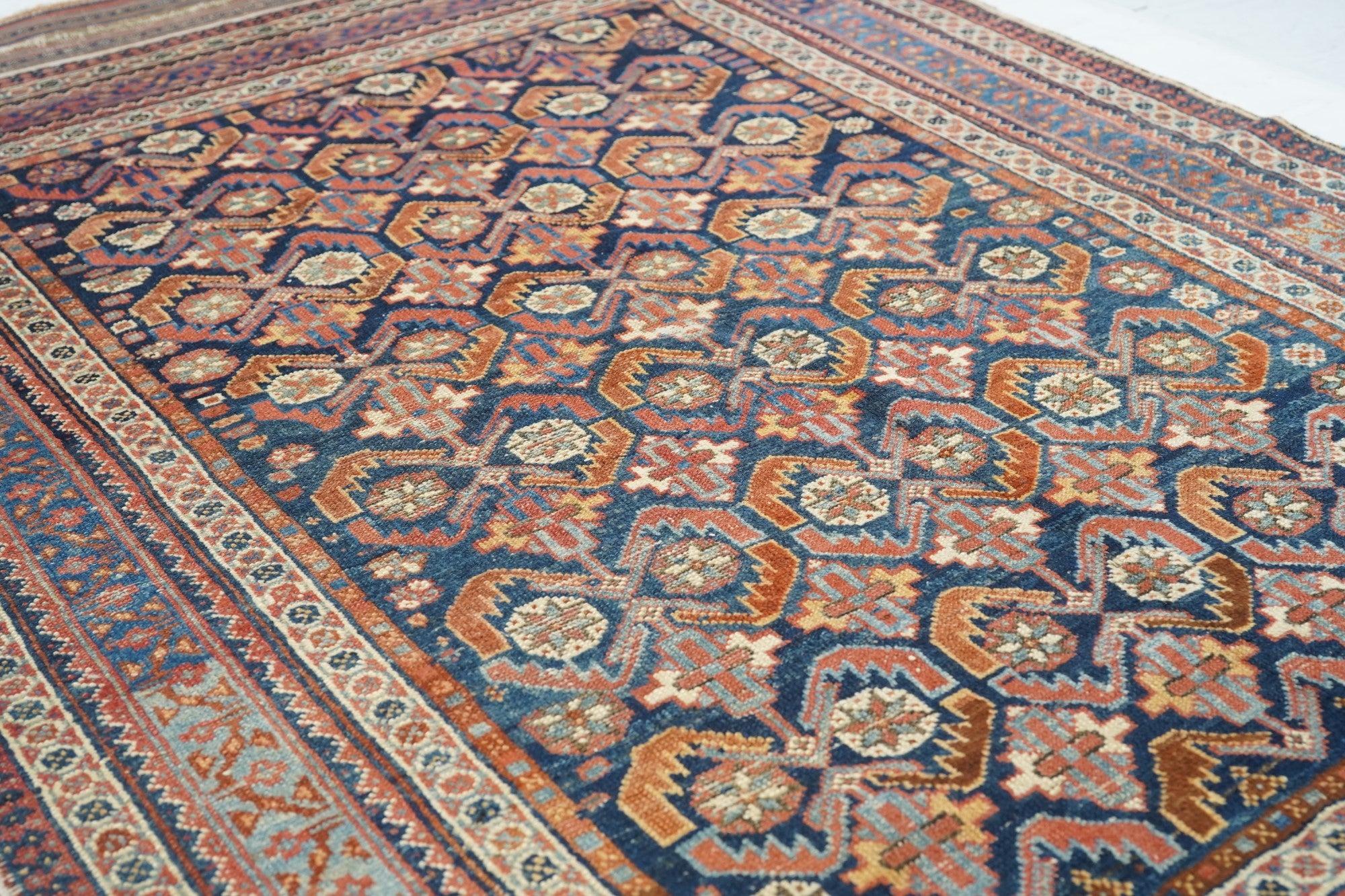 Antiker Afshar-Teppich 4'1'' x 6'3'' (Wolle) im Angebot