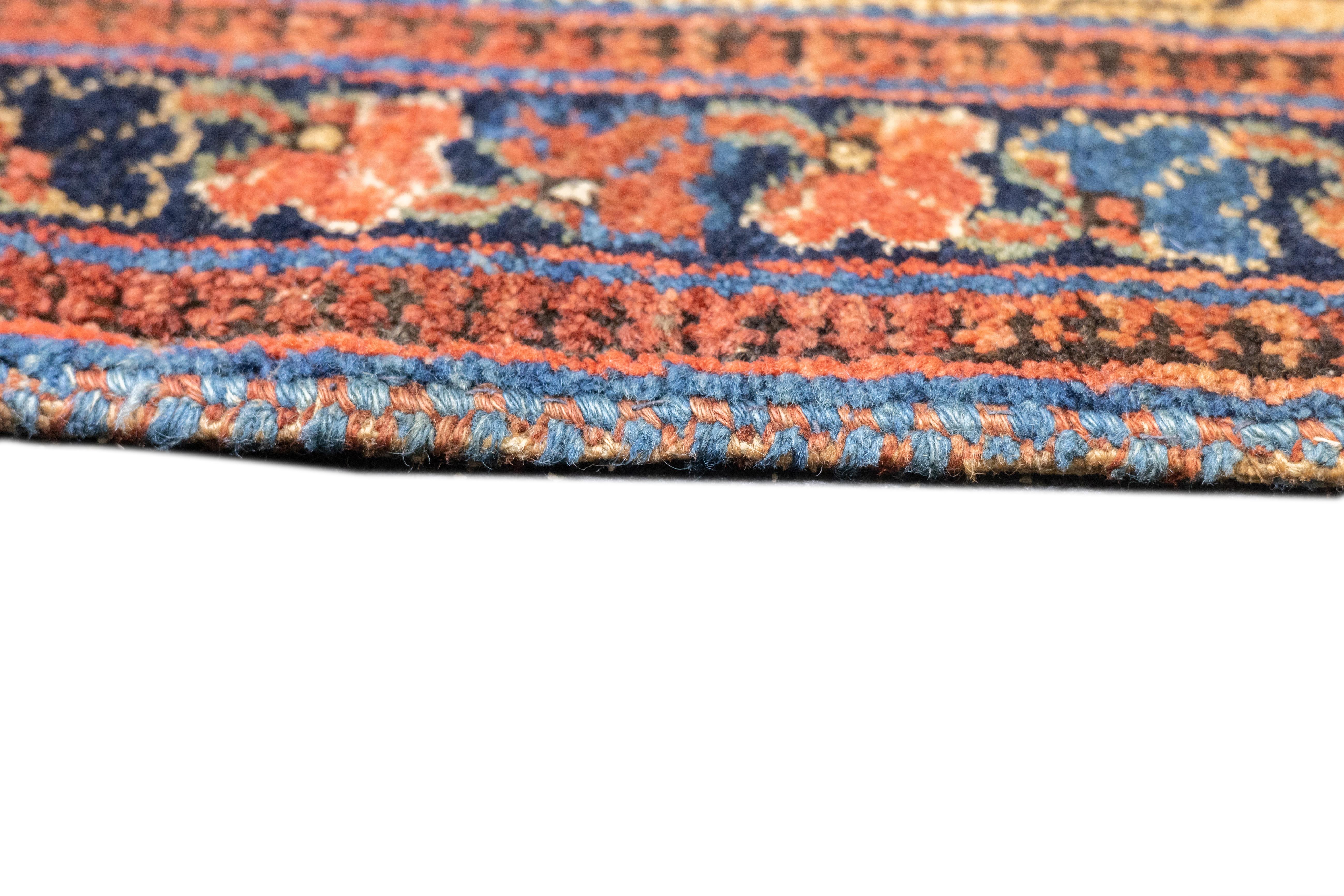 Antiker Afshar-Teppich 5'4'' x 7'11'' (Wolle) im Angebot